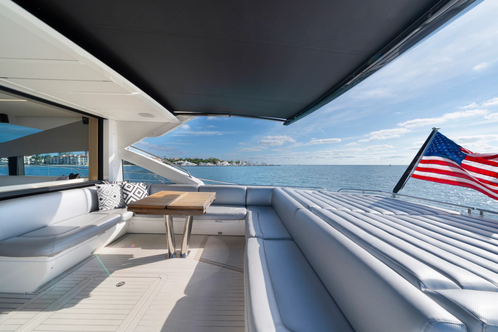 2018 Sunseeker Predator 68 - Photo 33