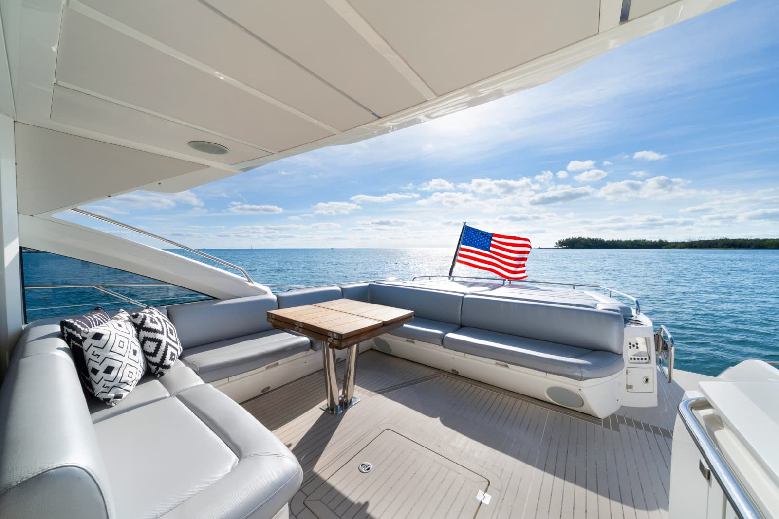 2018 Sunseeker Predator 68 - Photo 31