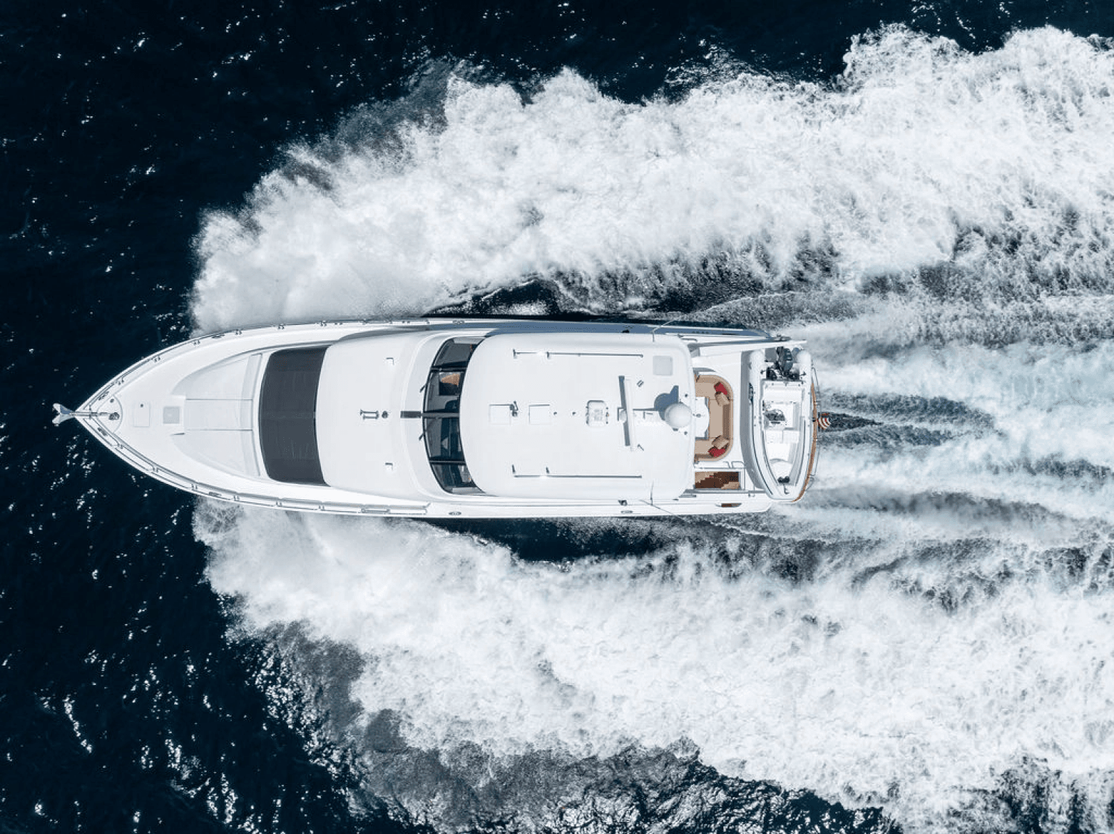 2013 Hatteras 80 Motor Yacht - Photo 4