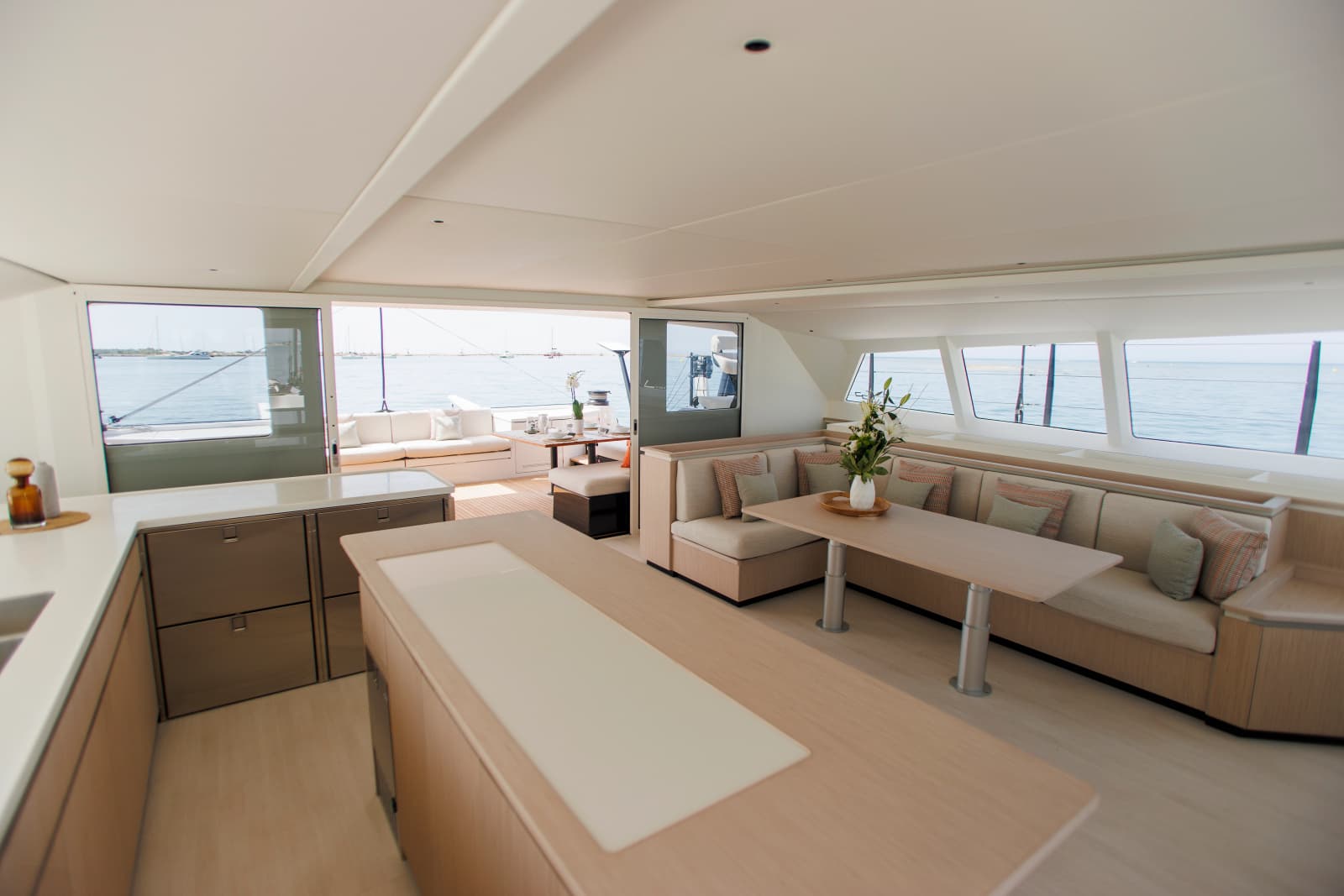 2028 Gunboat 80 - Photo 8