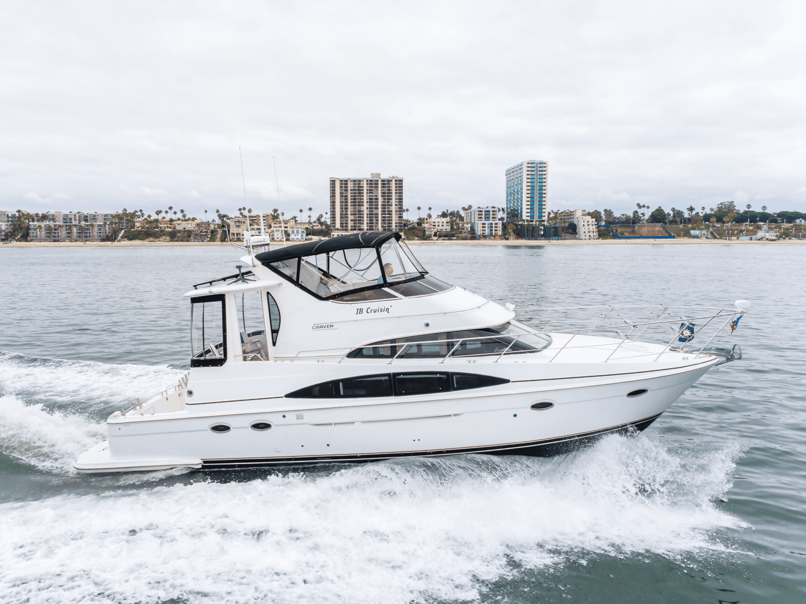 2001 Carver 444 - Photo 2