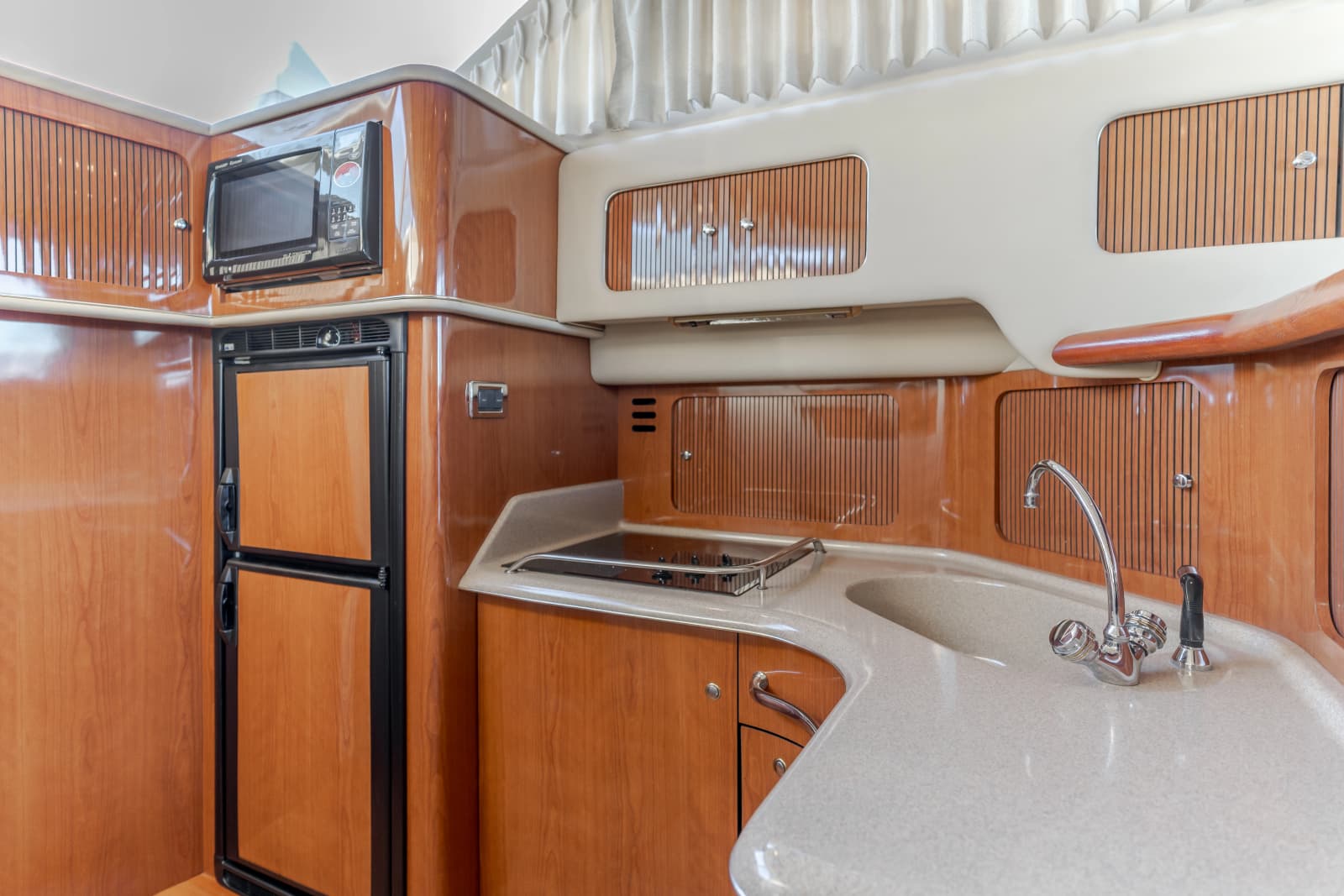 2002 Sea Ray 400 Sedan Bridge - Photo 23