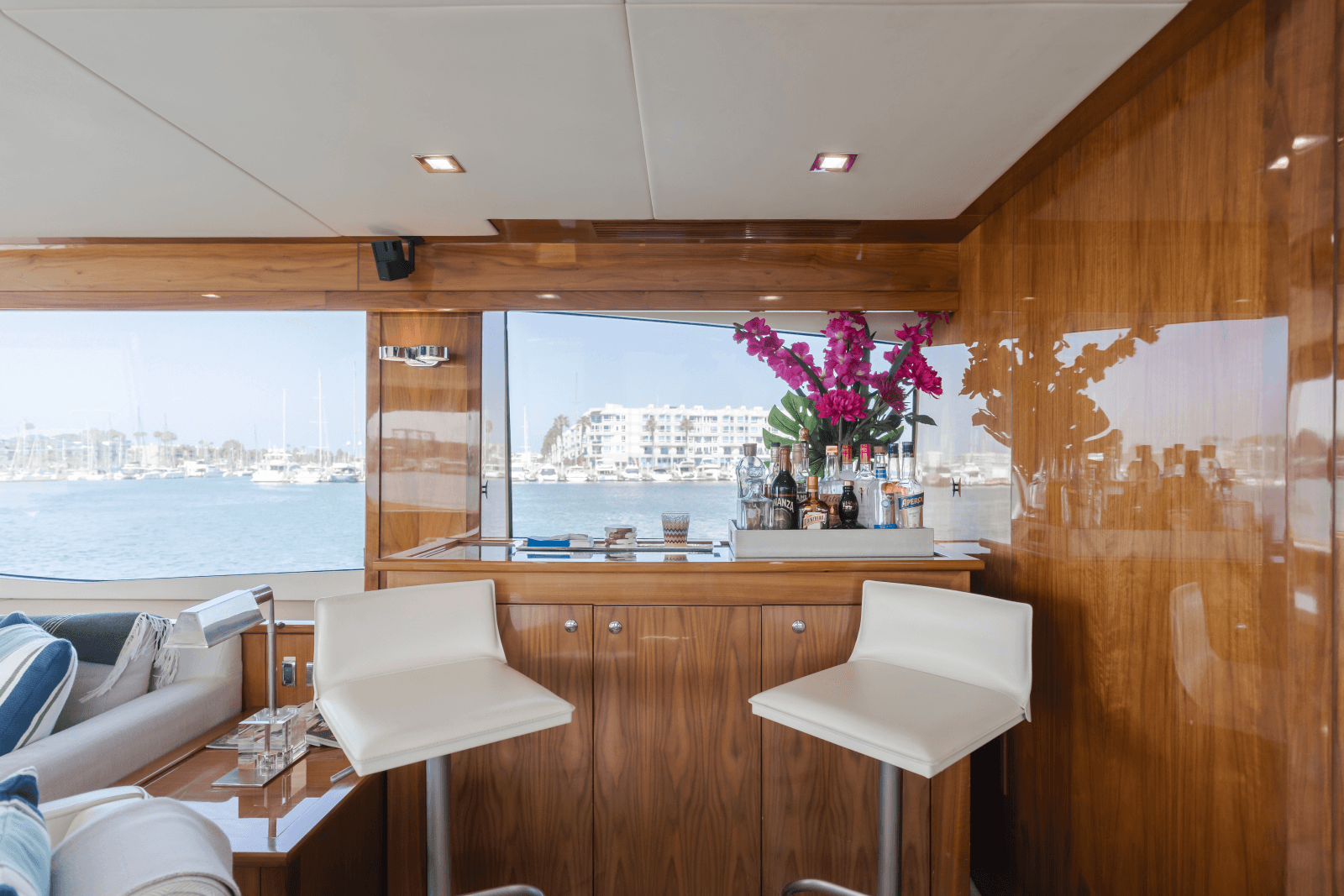 2011 Sunseeker 88 Yacht - Photo 54