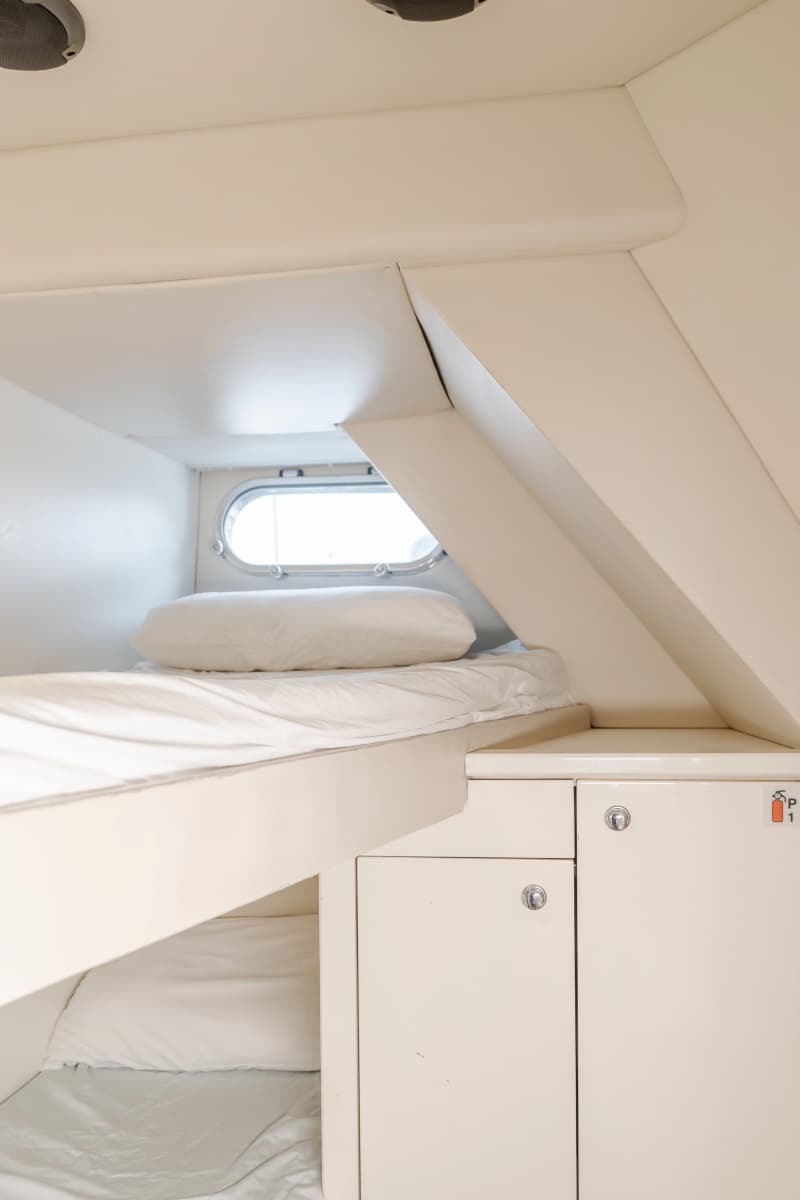 2011 Sunseeker 88 Yacht - Photo 92