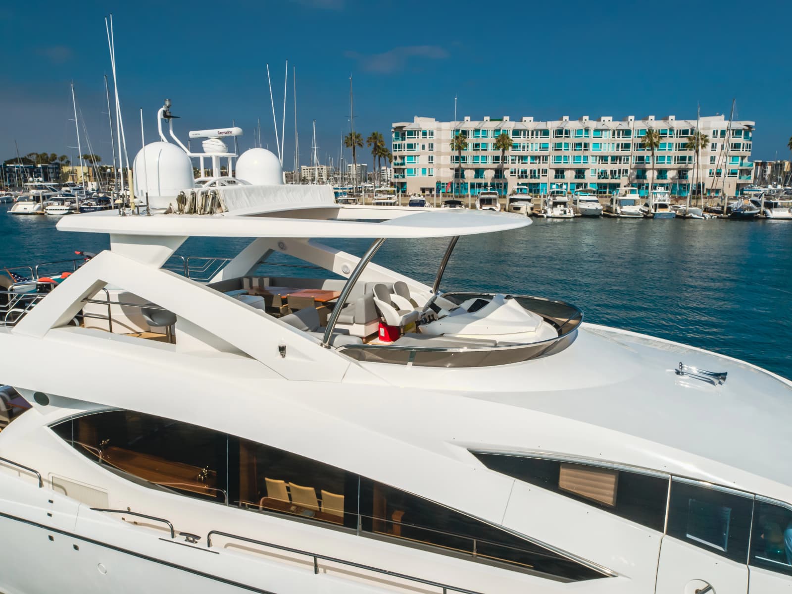 2011 Sunseeker 88 Yacht - Photo 24
