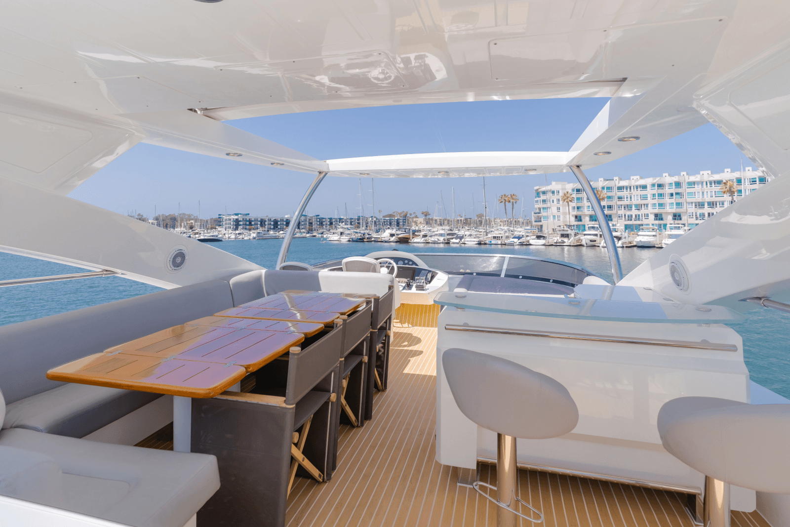 2011 Sunseeker 88 Yacht - Photo 30