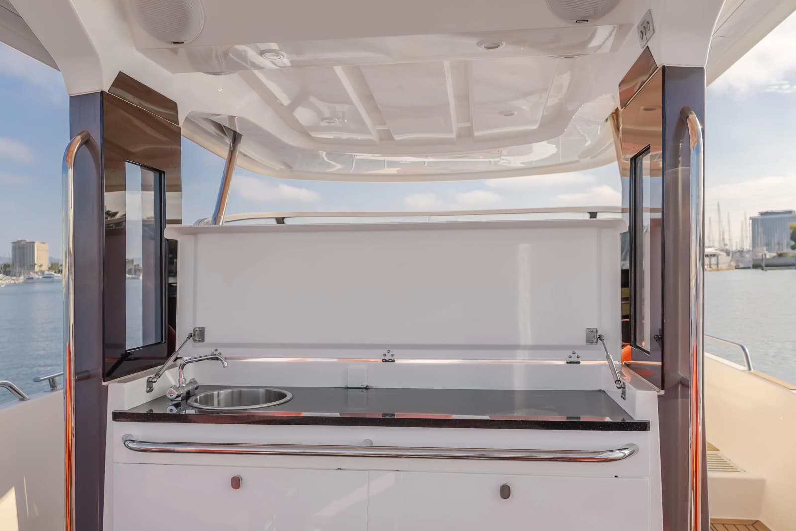 2021 Nimbus T11 - Photo 43