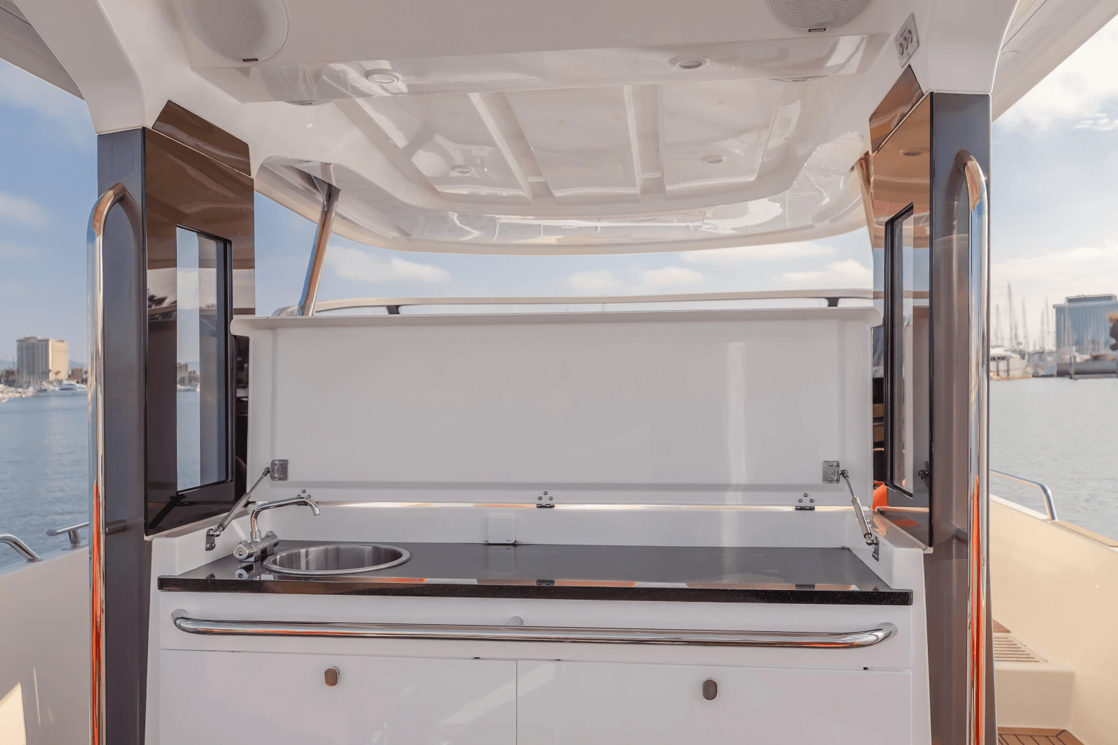 2021 Nimbus T11 - Photo 43