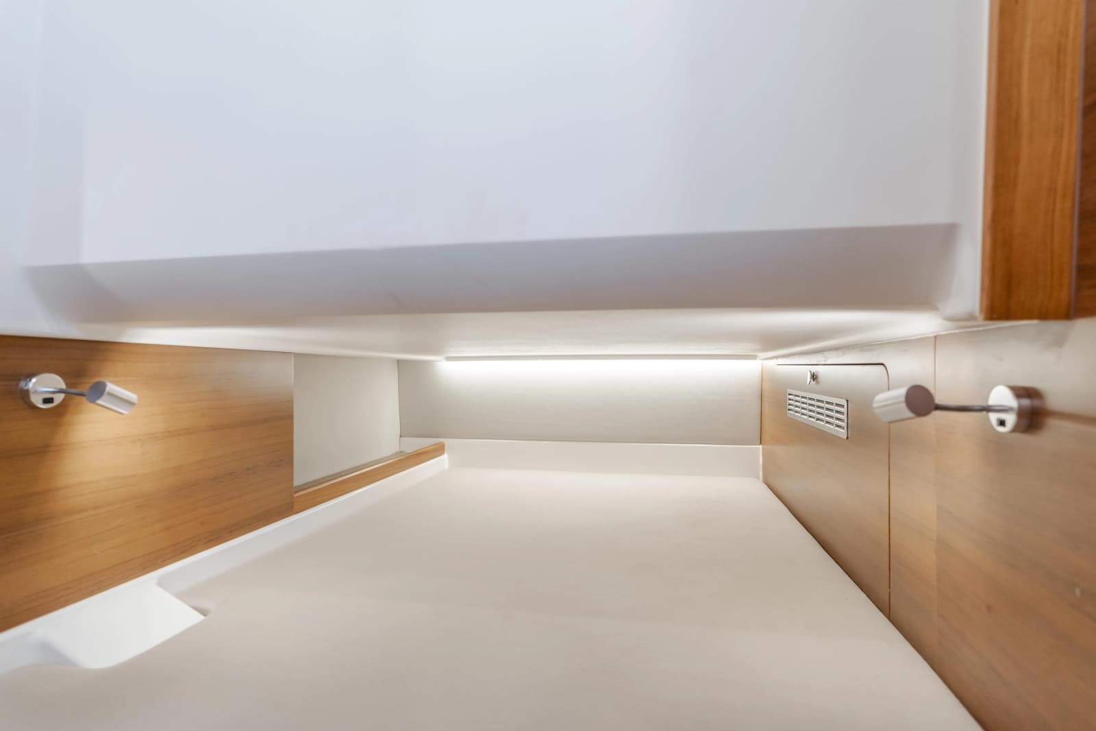 2021 Nimbus T11 - Photo 31
