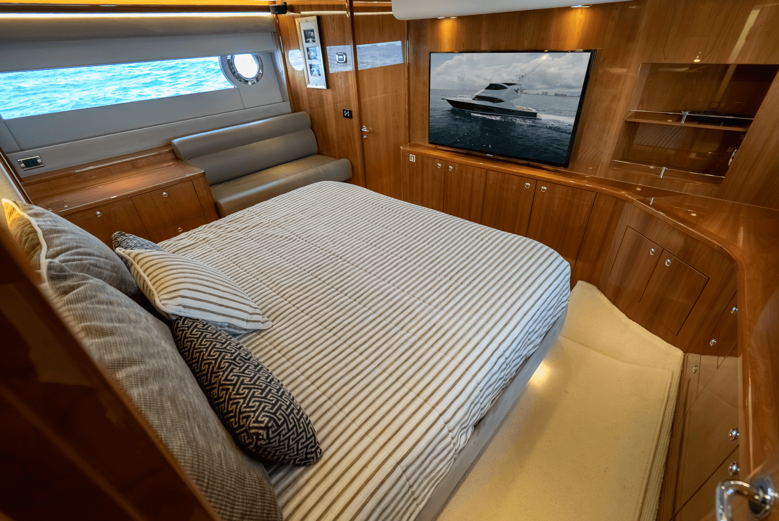 2013 Riviera 53 Enclosed Flybridge - Photo 39