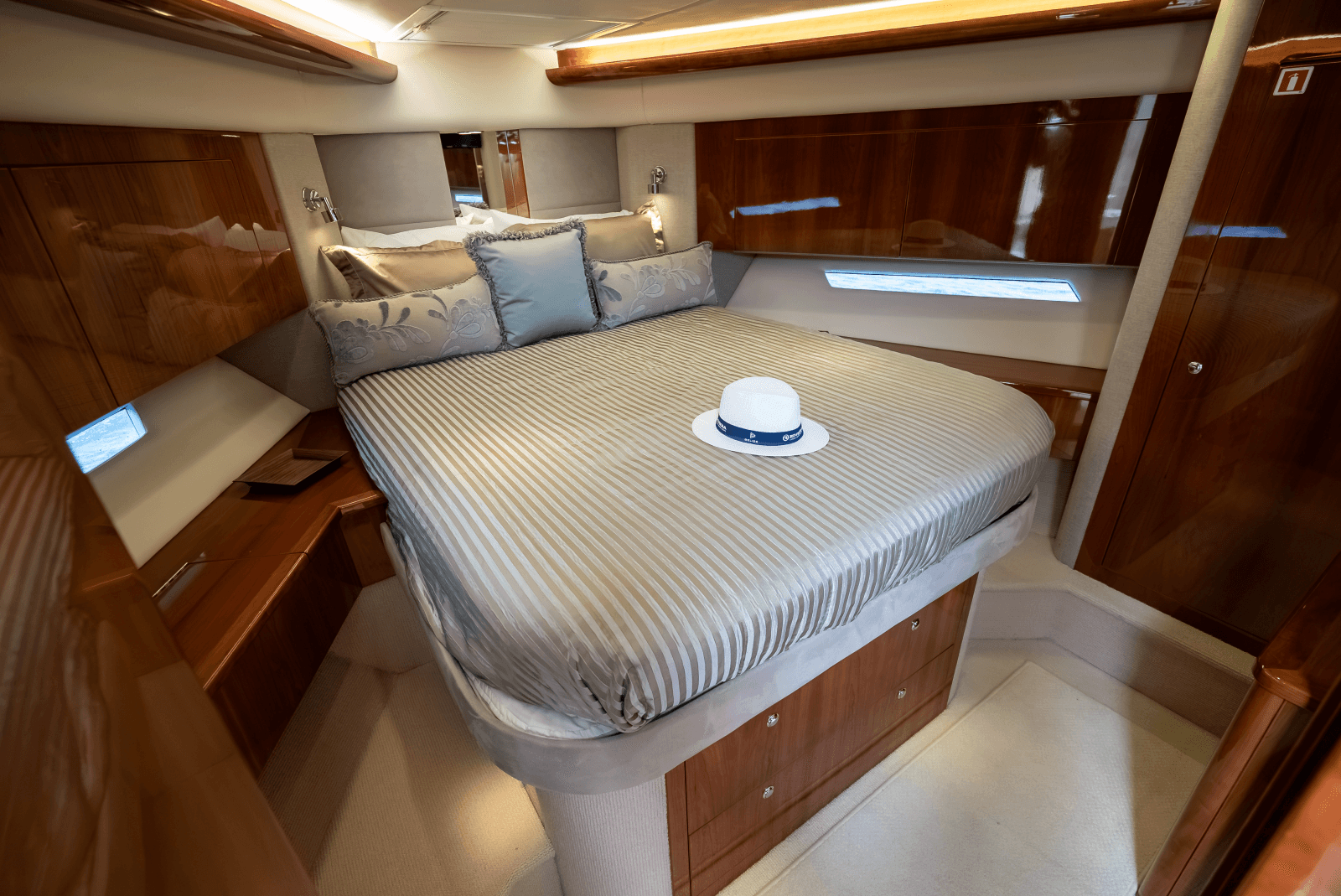2013 Riviera 53 Enclosed Flybridge - Photo 41