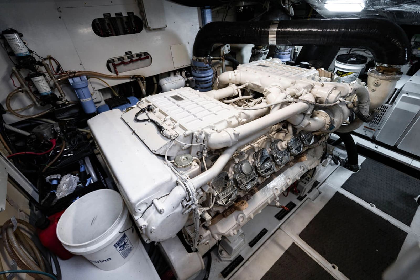 2006 Pershing 62 - Photo 34