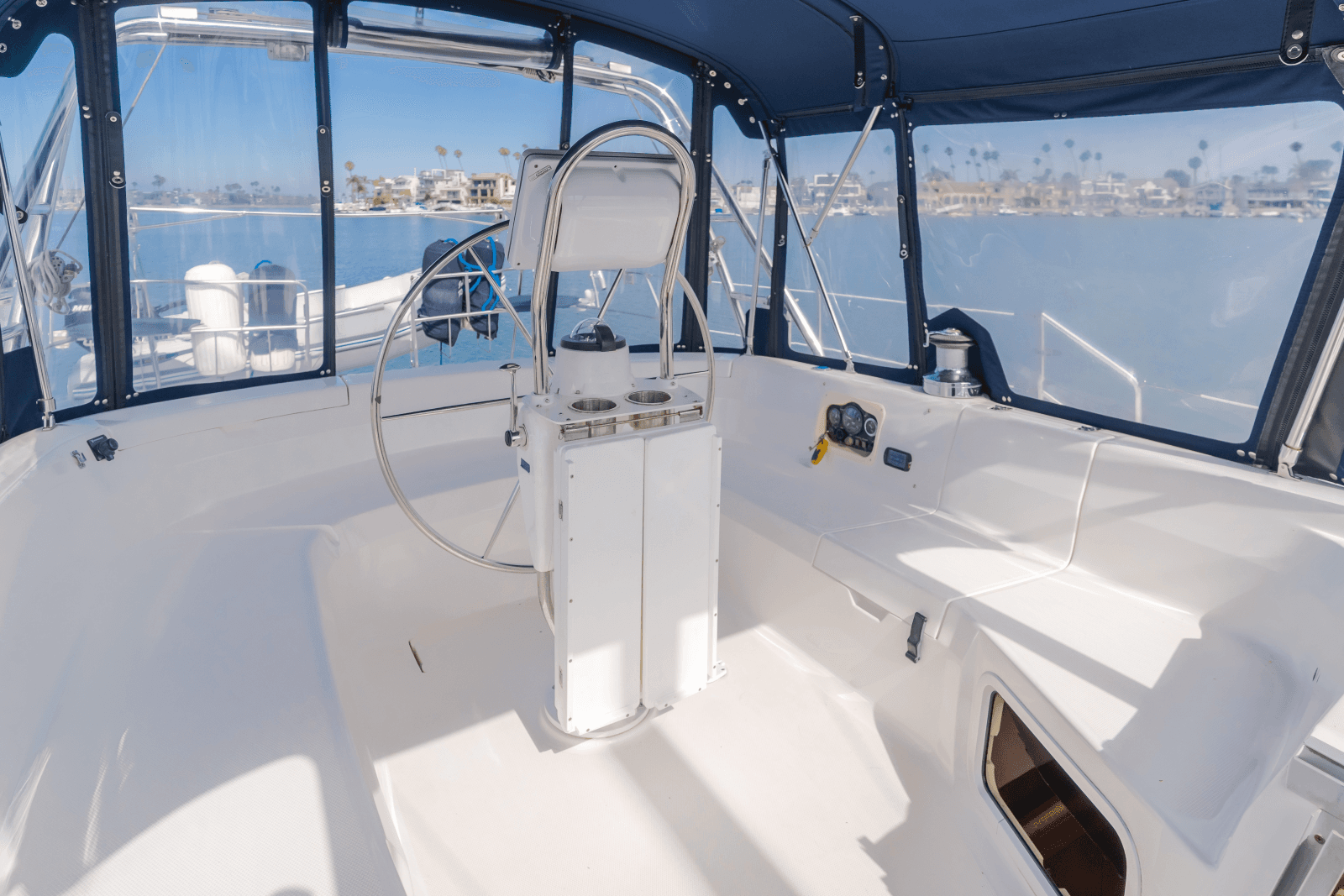 2001 Hunter Passage 456 - Photo 24