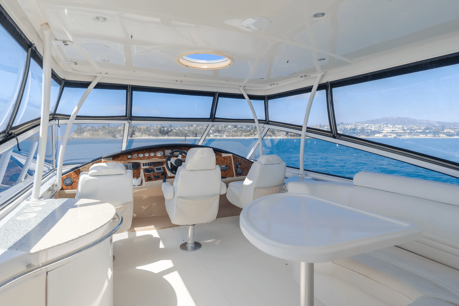 2006 Carver 46 Motor Yacht - Photo 9