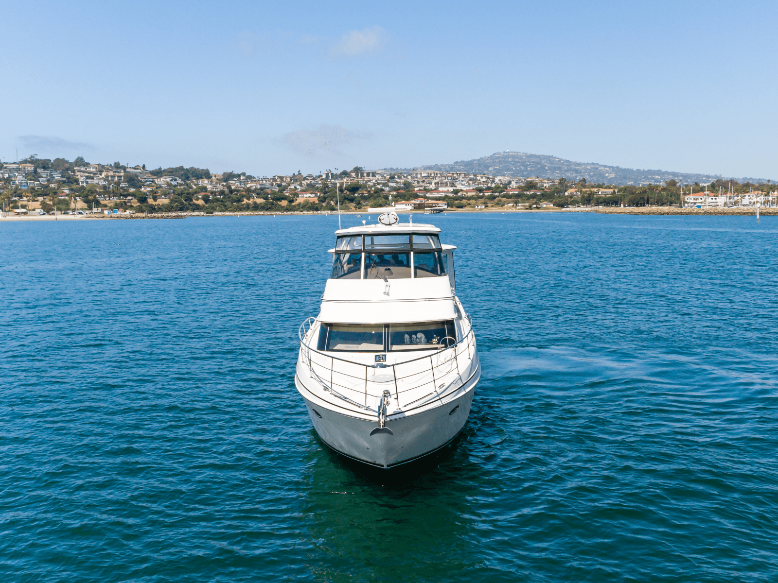 2006 Carver 46 Motor Yacht - Photo 2