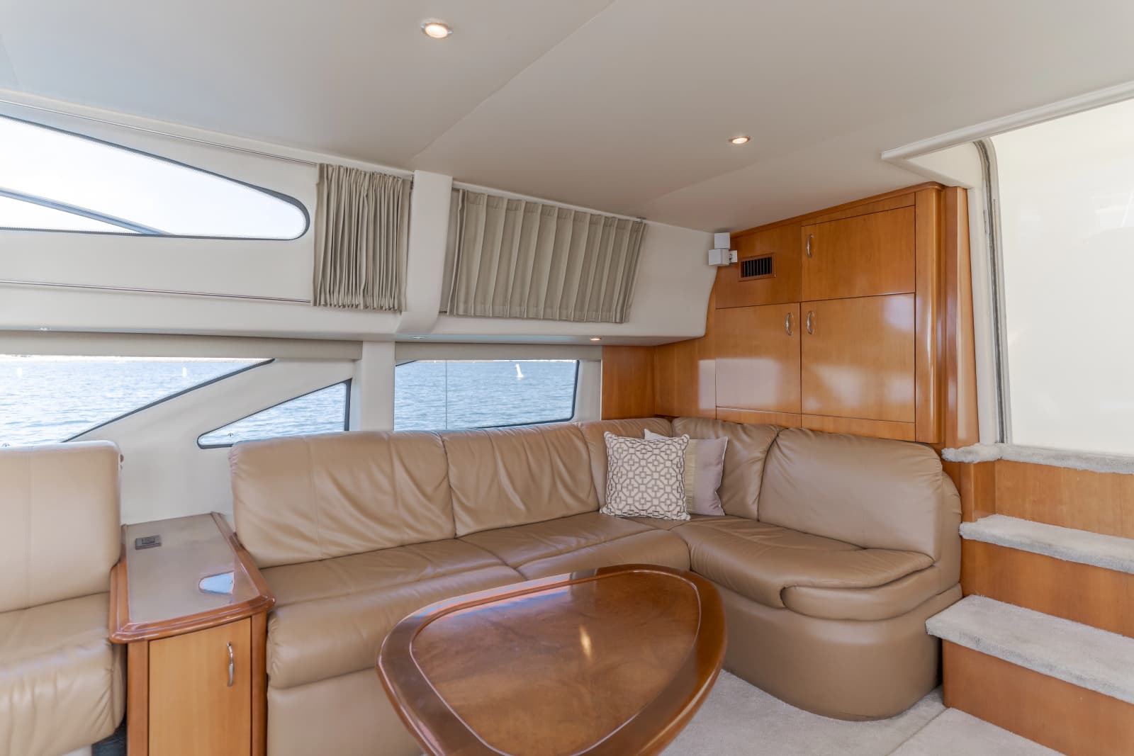 2006 Carver 46 Motor Yacht - Photo 14