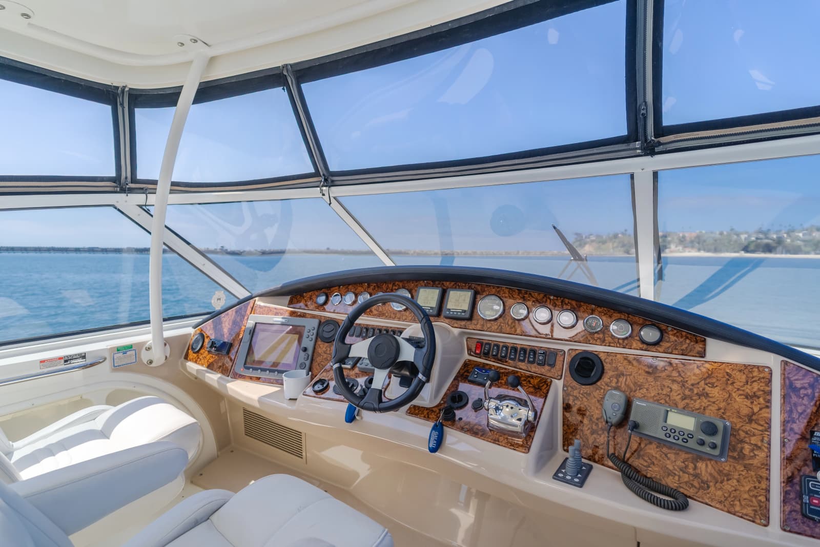 2006 Carver 46 Motor Yacht - Photo 23