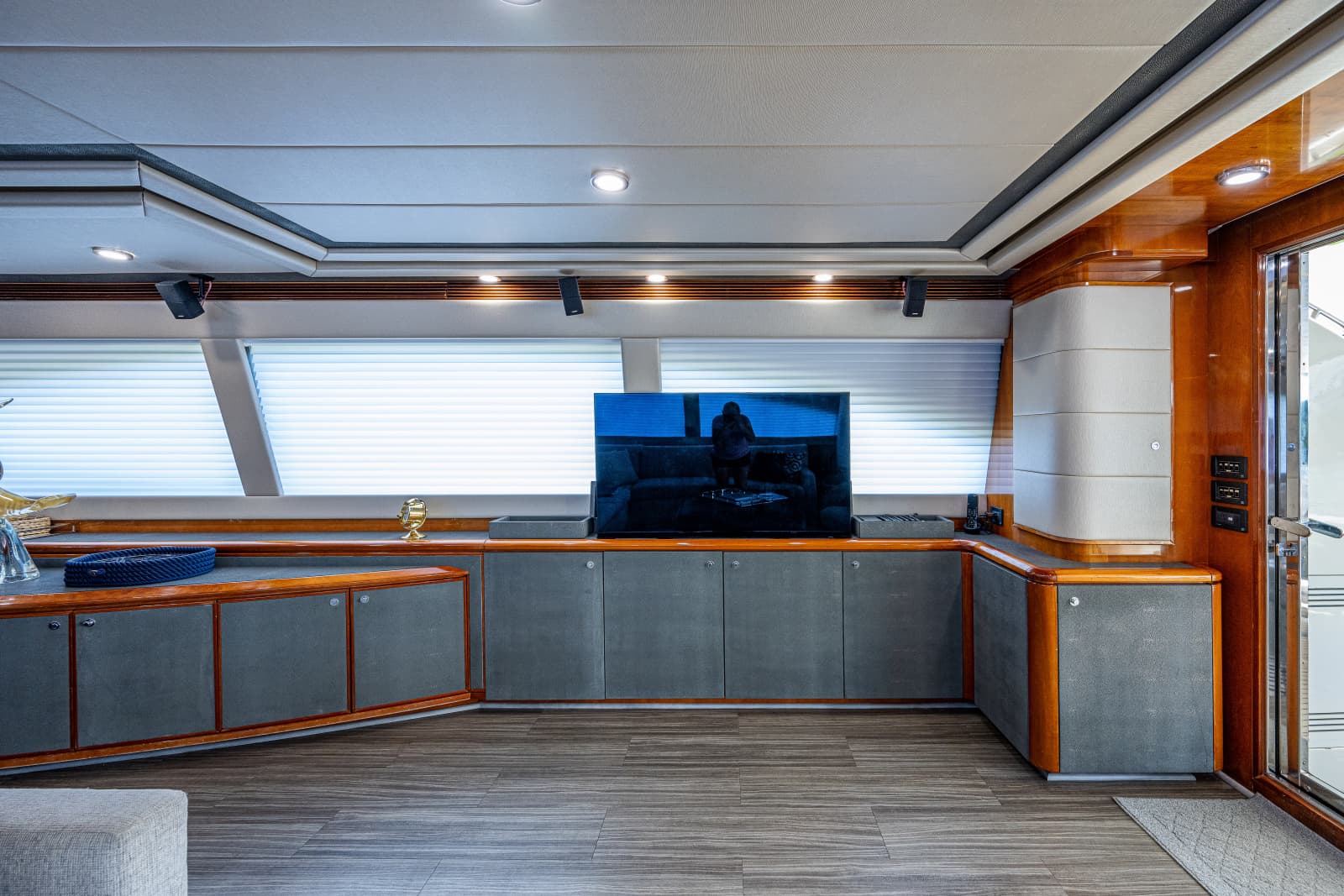 2006 Ferretti Yachts 830 - Photo 39