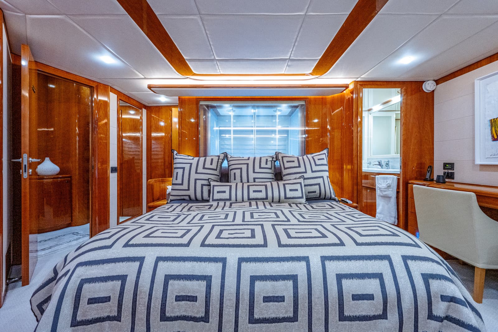 2006 Ferretti Yachts 830 - Photo 53