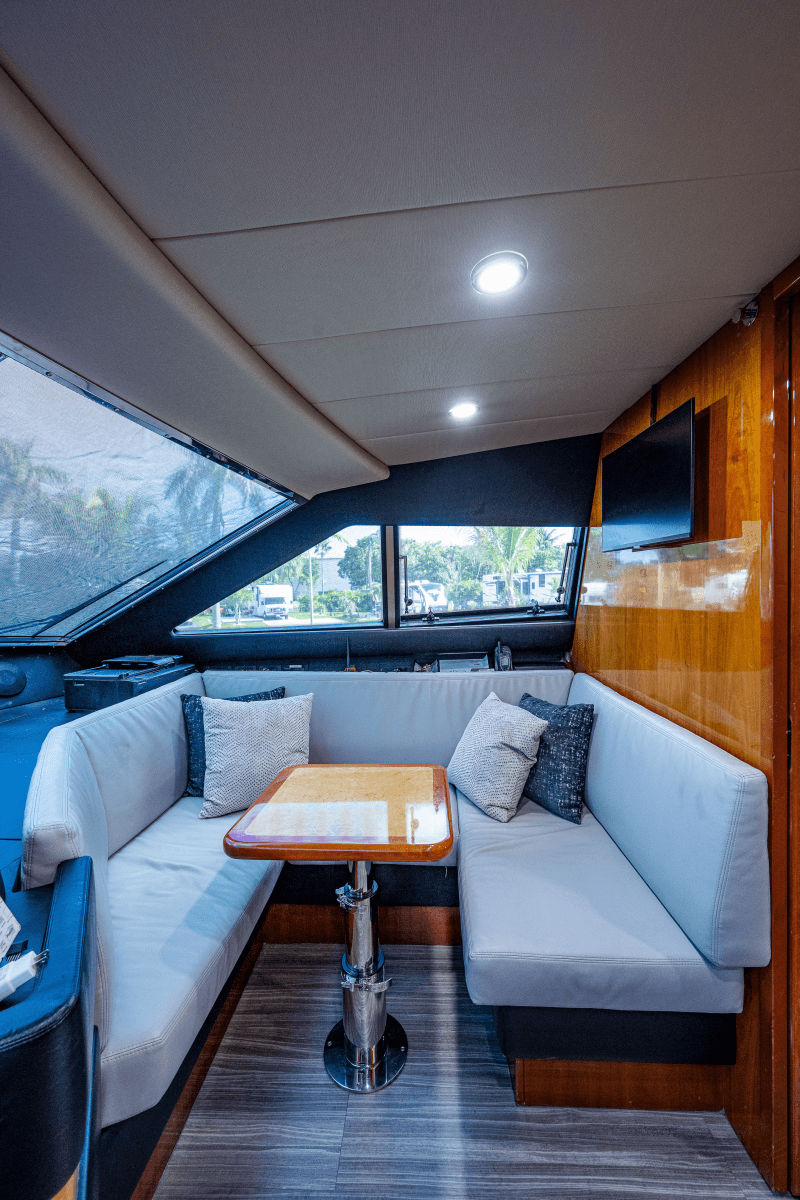 2006 Ferretti Yachts 830 - Photo 46