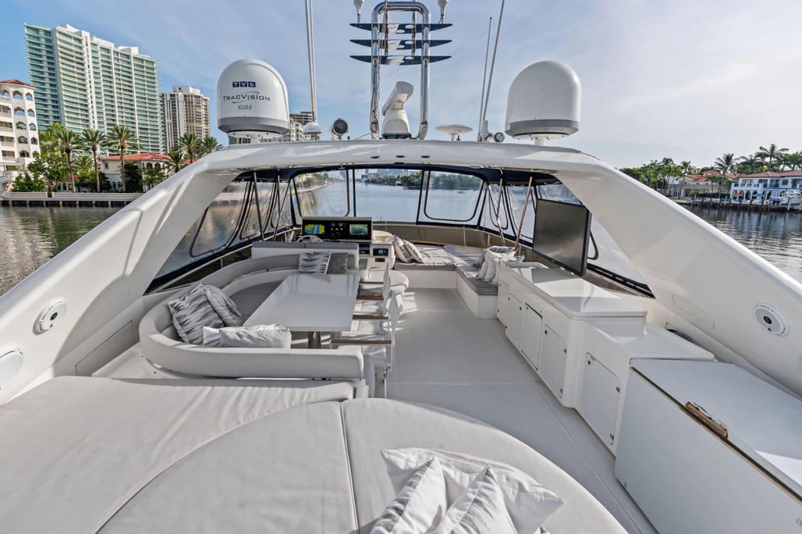 2006 Ferretti Yachts 830 - Photo 21