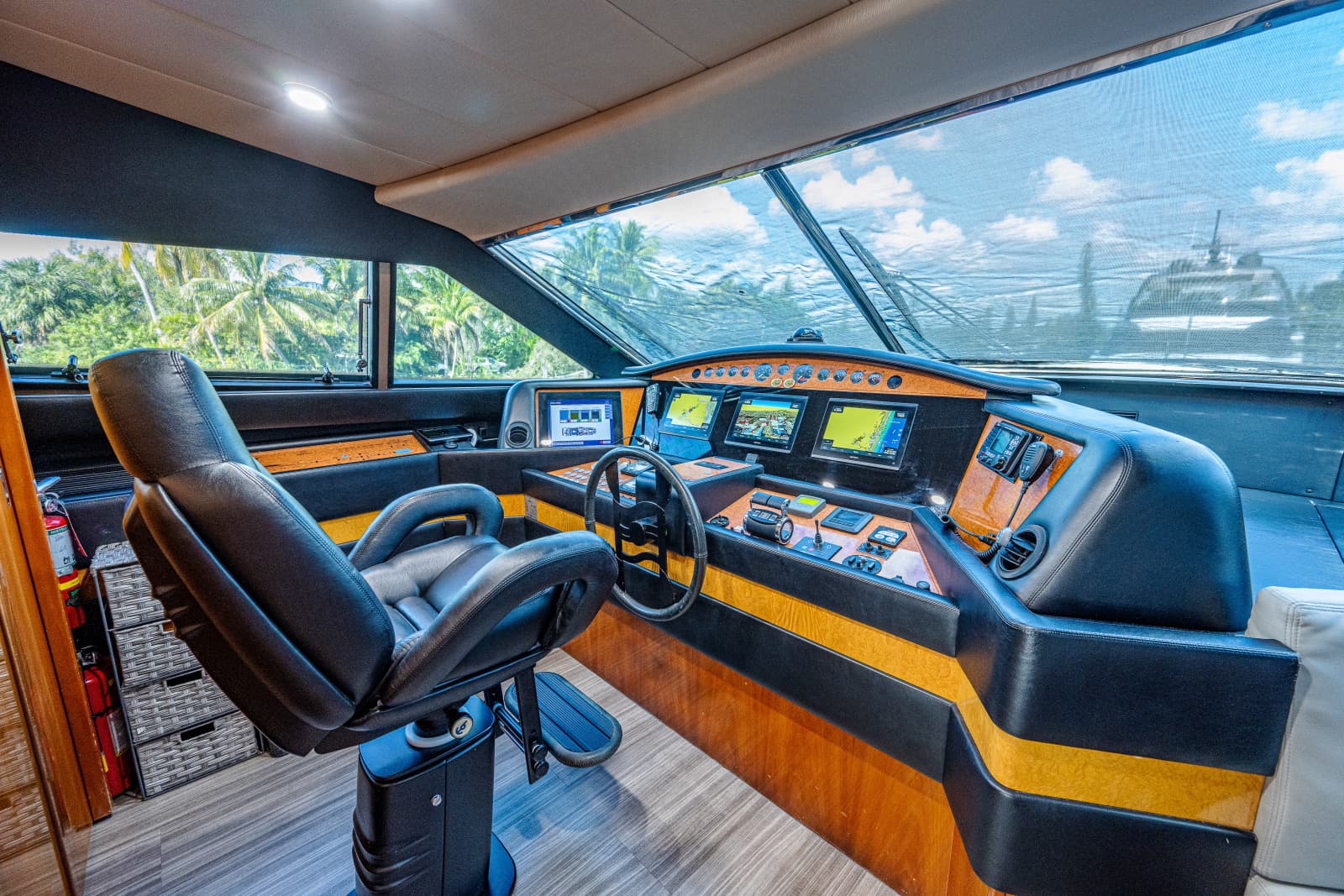 2006 Ferretti Yachts 830 - Photo 44