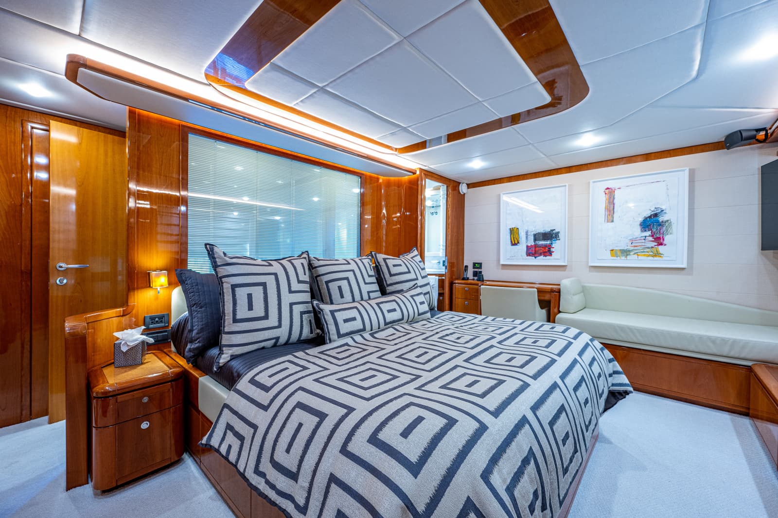 2006 Ferretti Yachts 830 - Photo 47