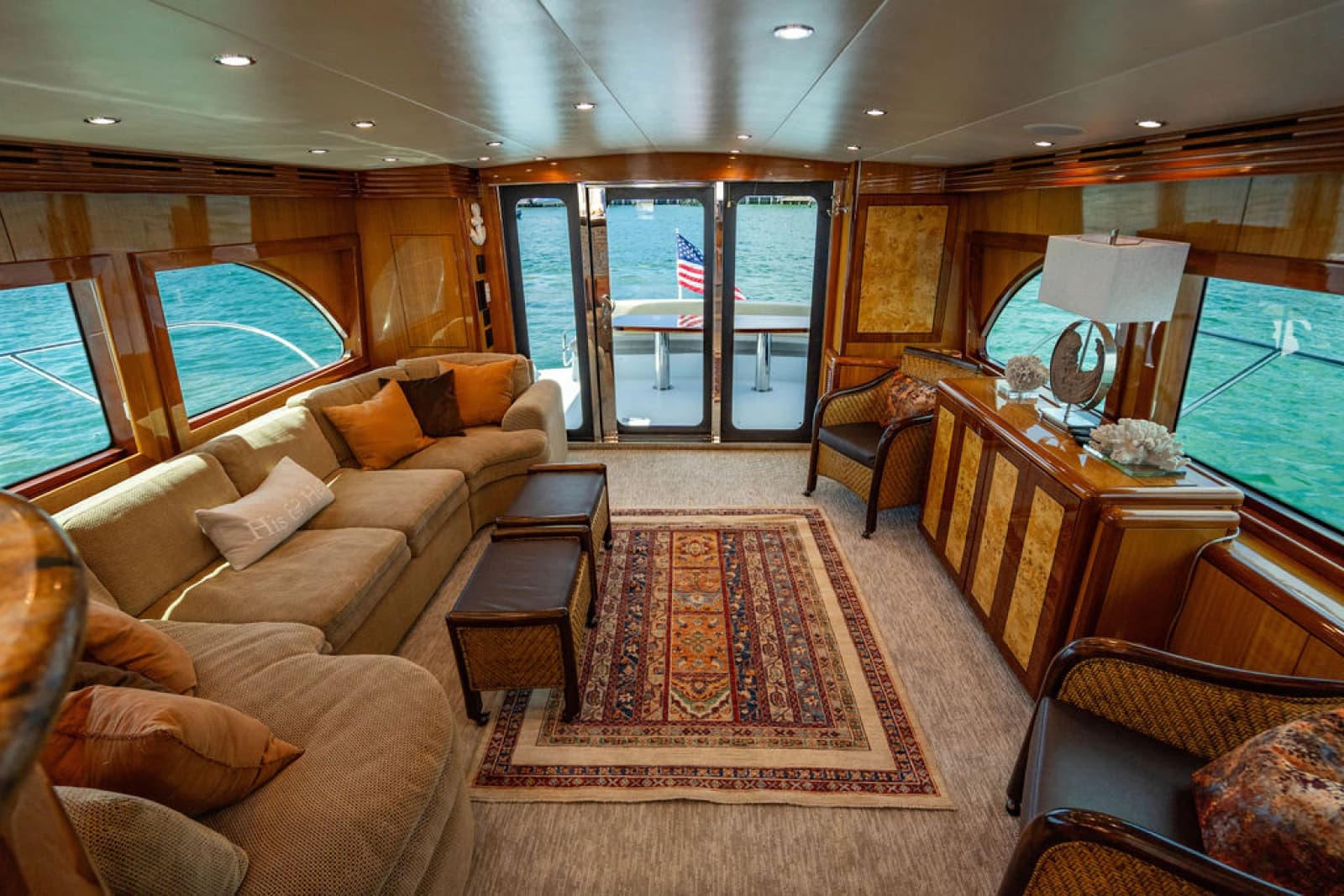 2006 Hatteras 64 Motor Yacht - Photo 11
