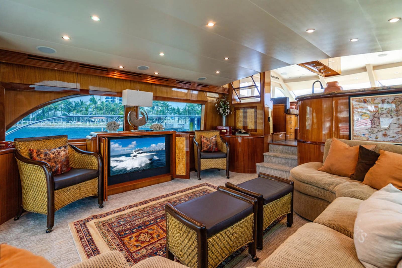 2006 Hatteras 64 Motor Yacht - Photo 12
