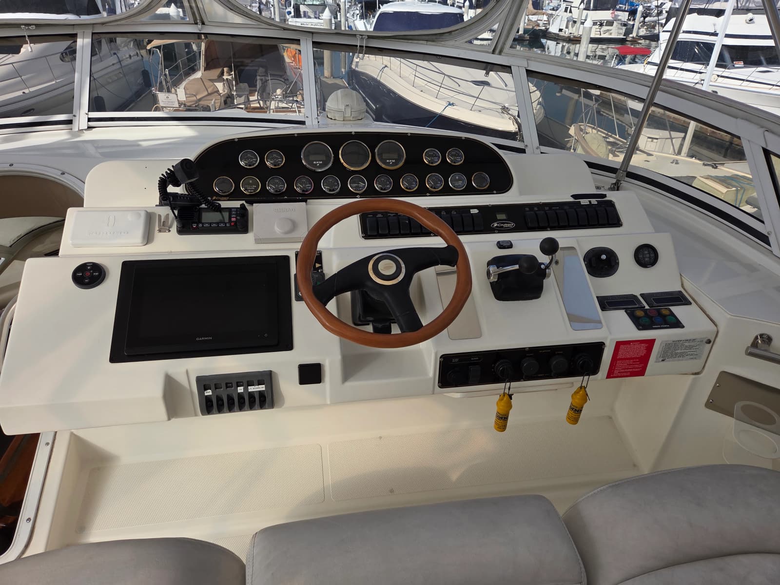 2000 Cruisers Yachts Sport 50 - Photo 3
