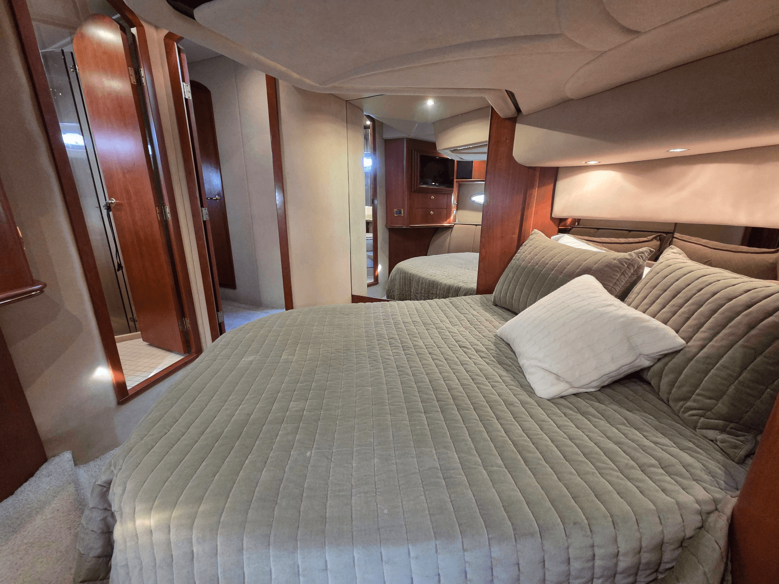 2000 Cruisers Yachts Sport 50 - Photo 18