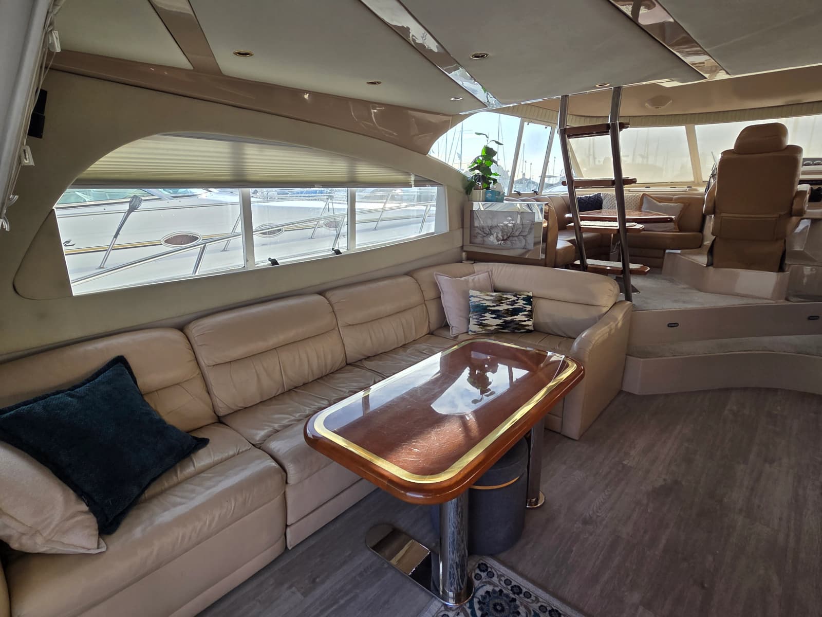 2000 Cruisers Yachts Sport 50 - Photo 10
