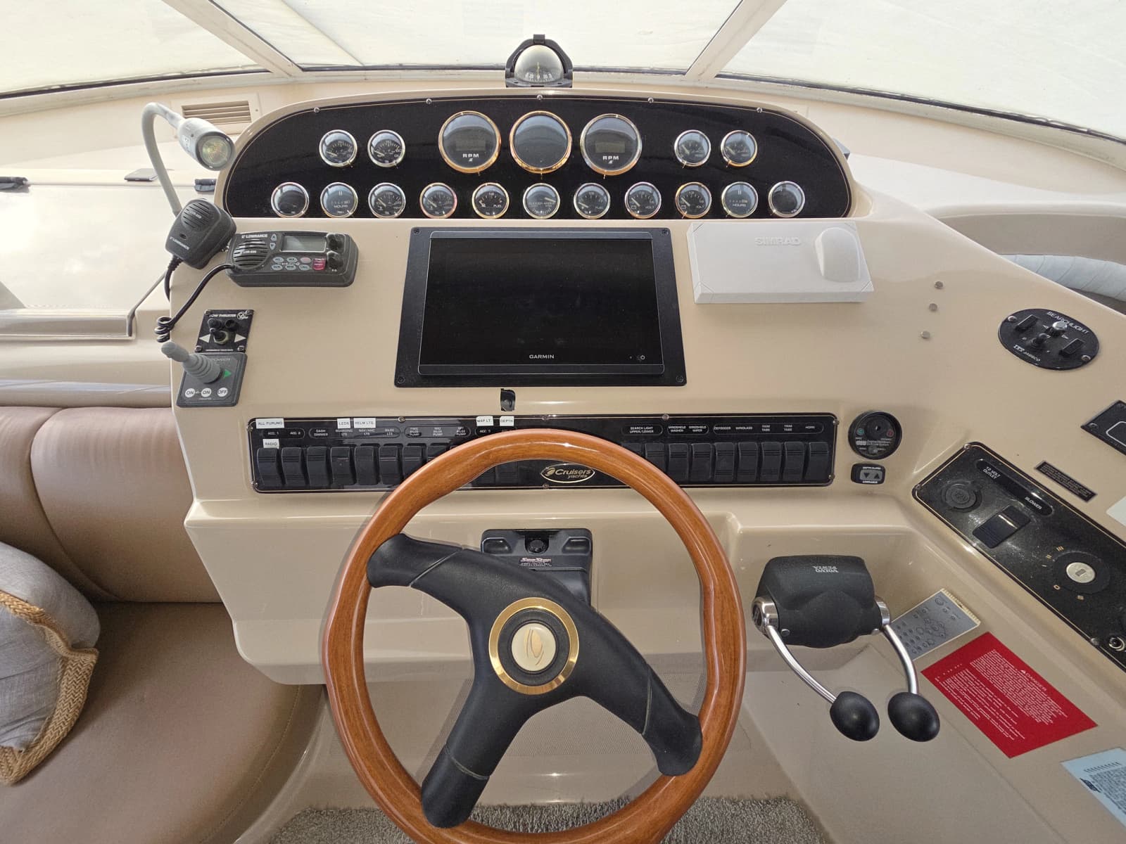 2000 Cruisers Yachts Sport 50 - Photo 26