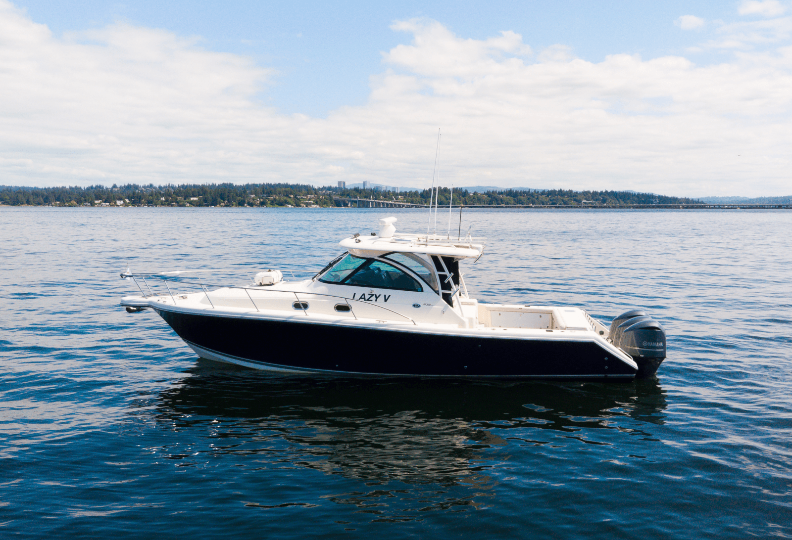 2009 Pursuit 375 OS - Photo 2