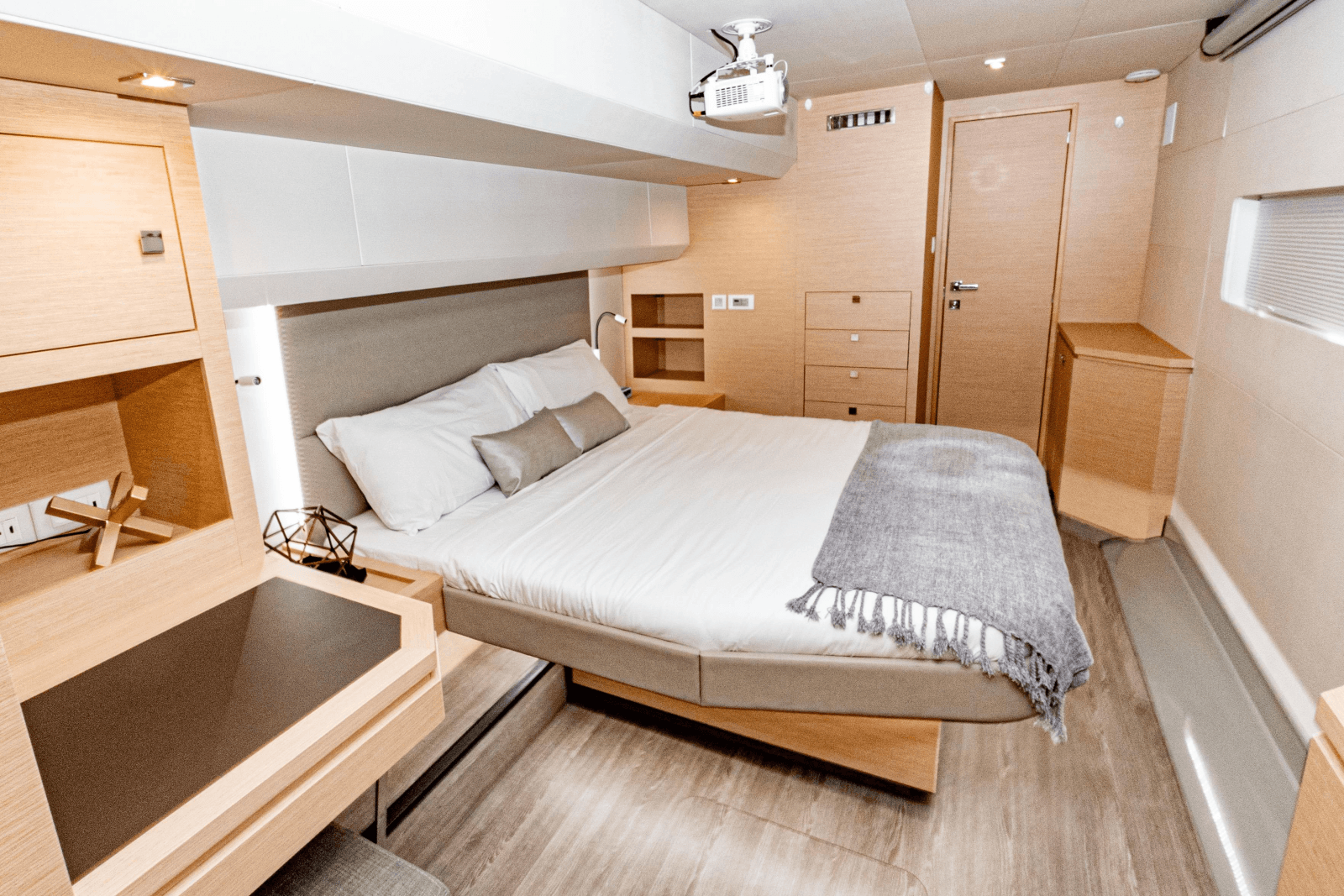 2020 Fountaine Pajot MY6 - Photo 26