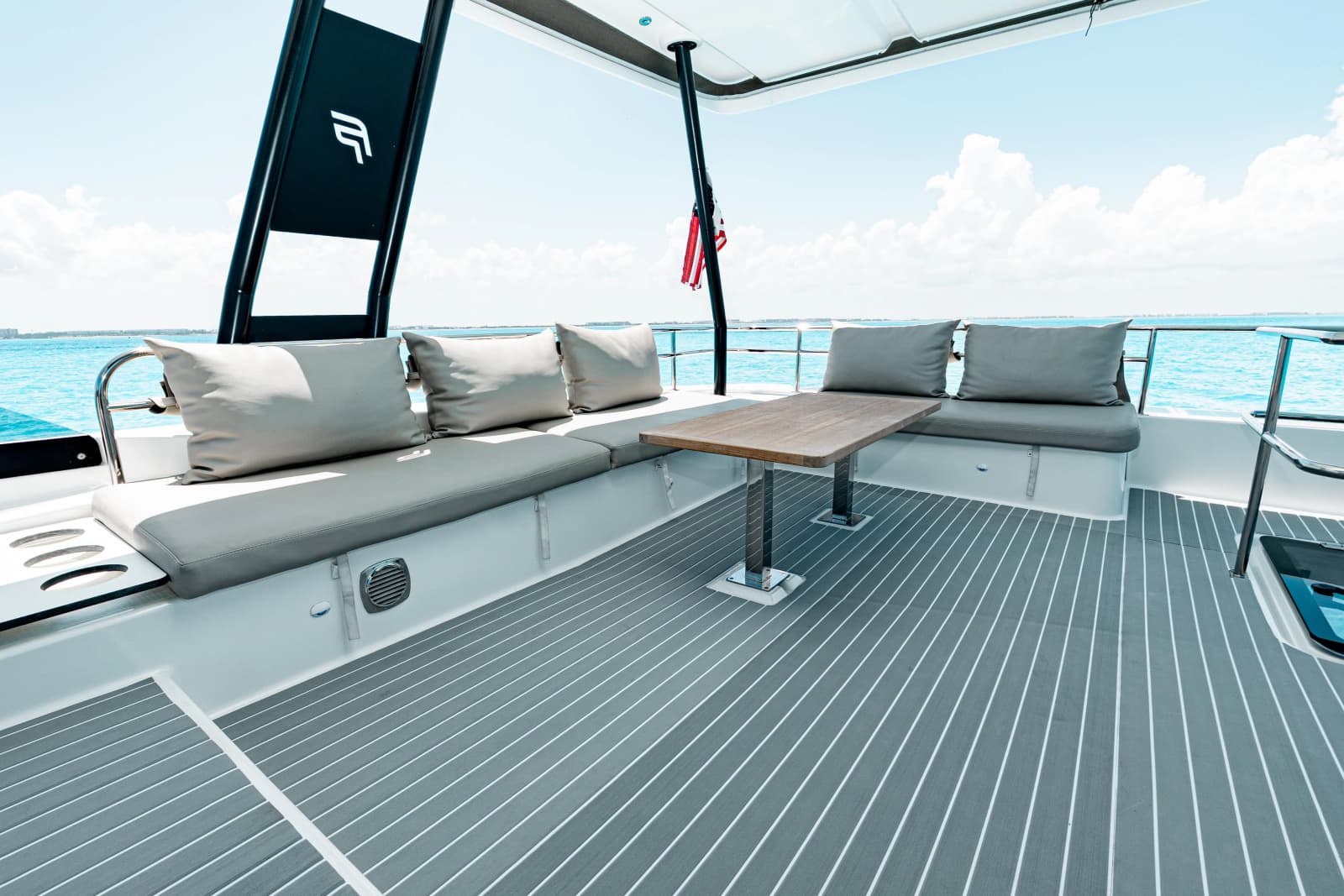 2020 Fountaine Pajot MY6 - Photo 9