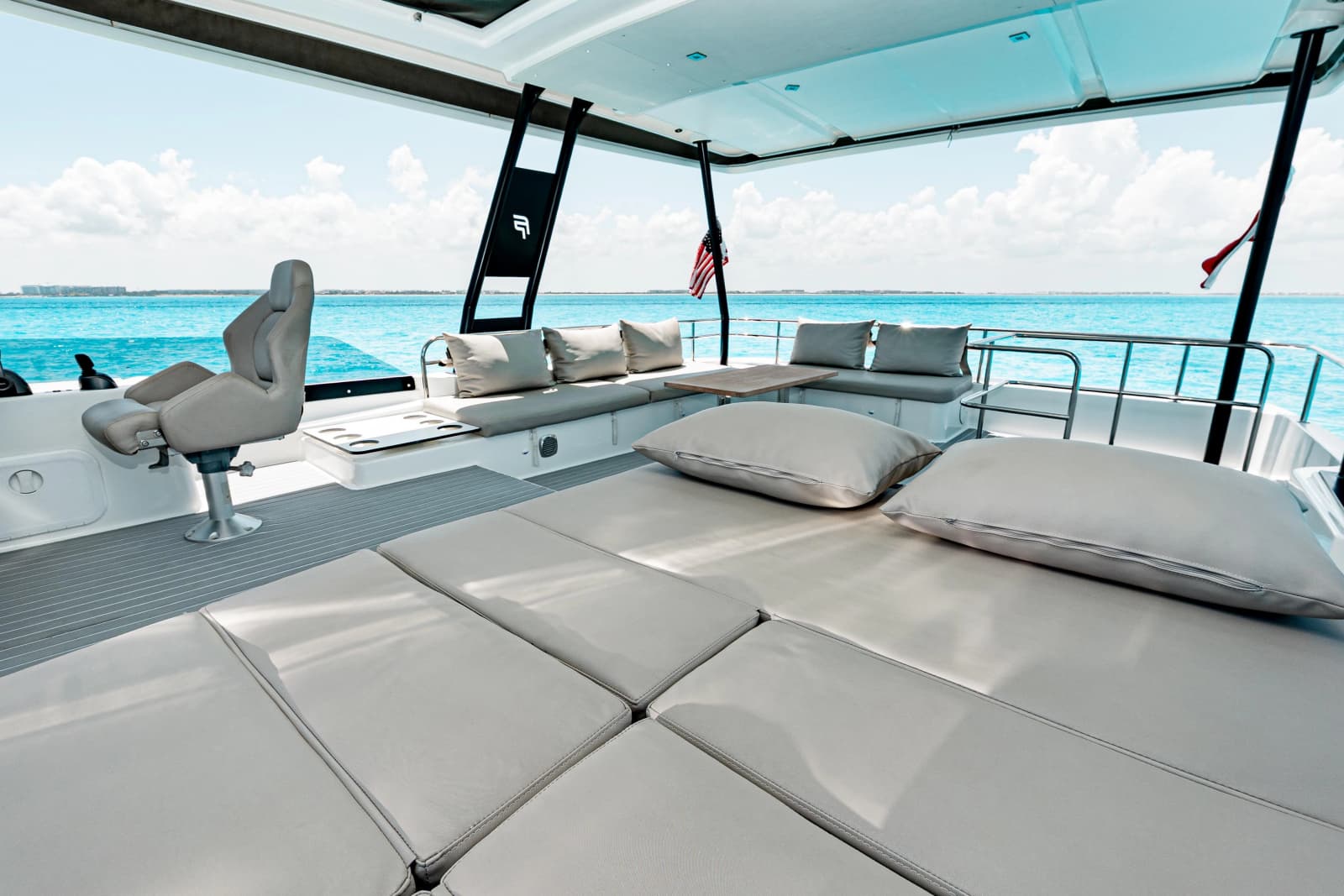 2020 Fountaine Pajot MY6 - Photo 11