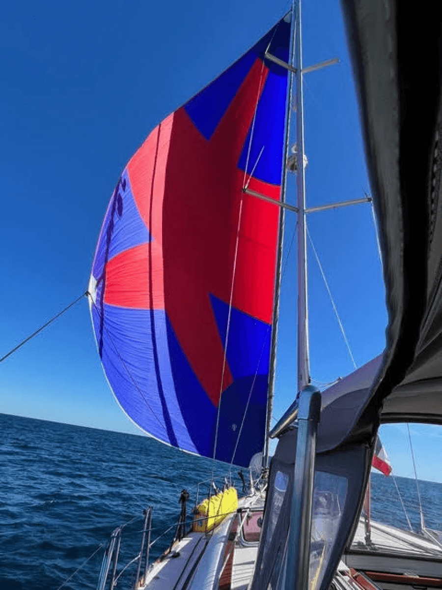 2011 Jeanneau Sun Odyssey 44i - Photo 3