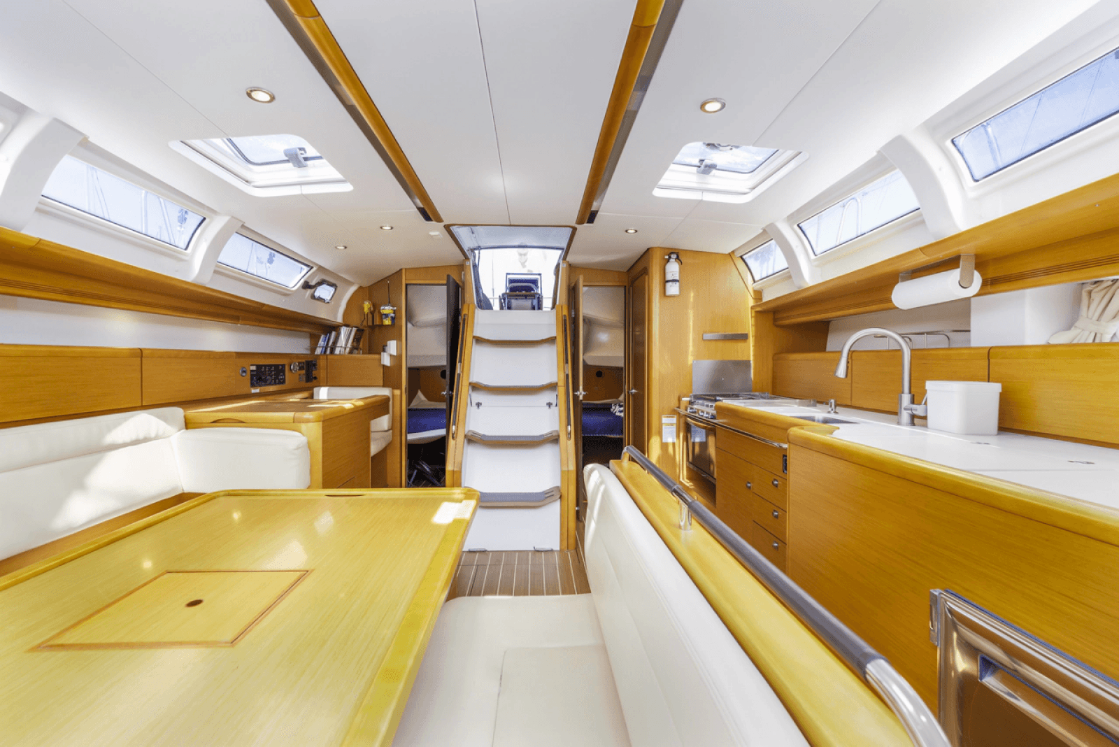 2011 Jeanneau Sun Odyssey 44i - Photo 28