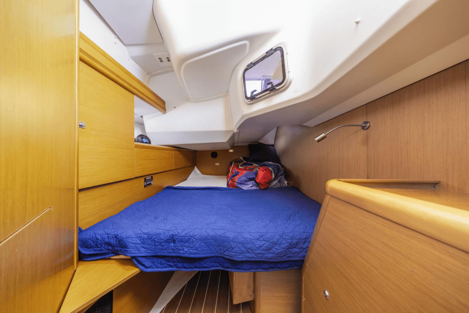 2011 Jeanneau Sun Odyssey 44i - Photo 35