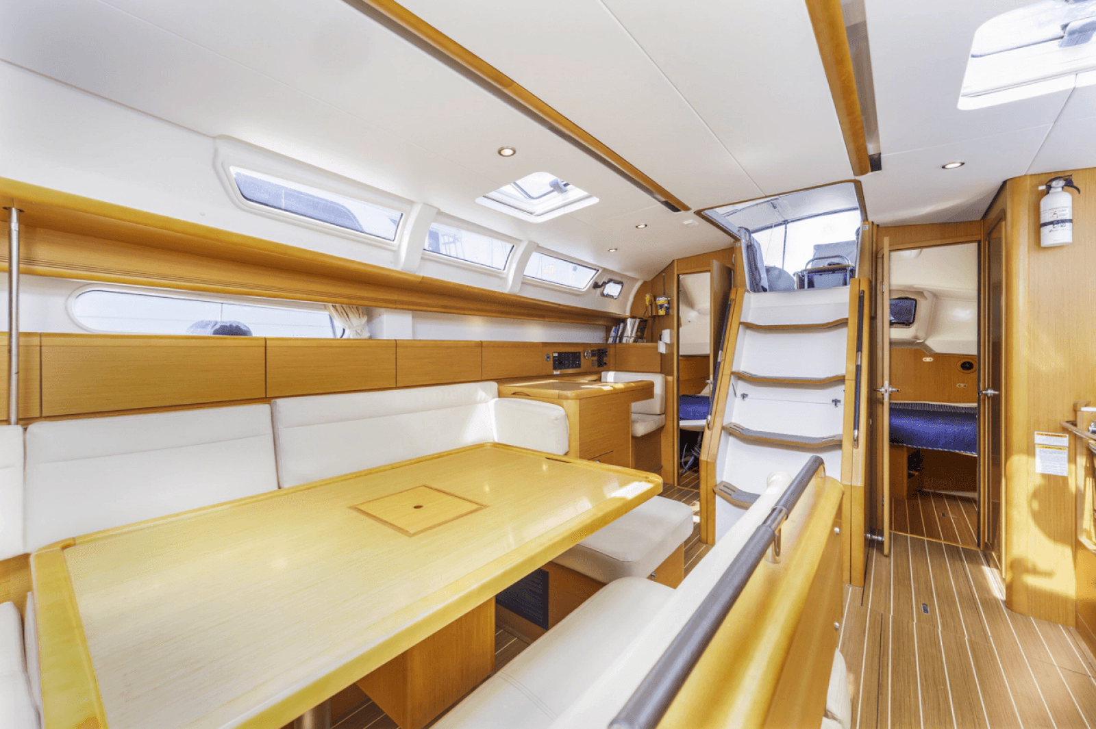 2011 Jeanneau Sun Odyssey 44i - Photo 27