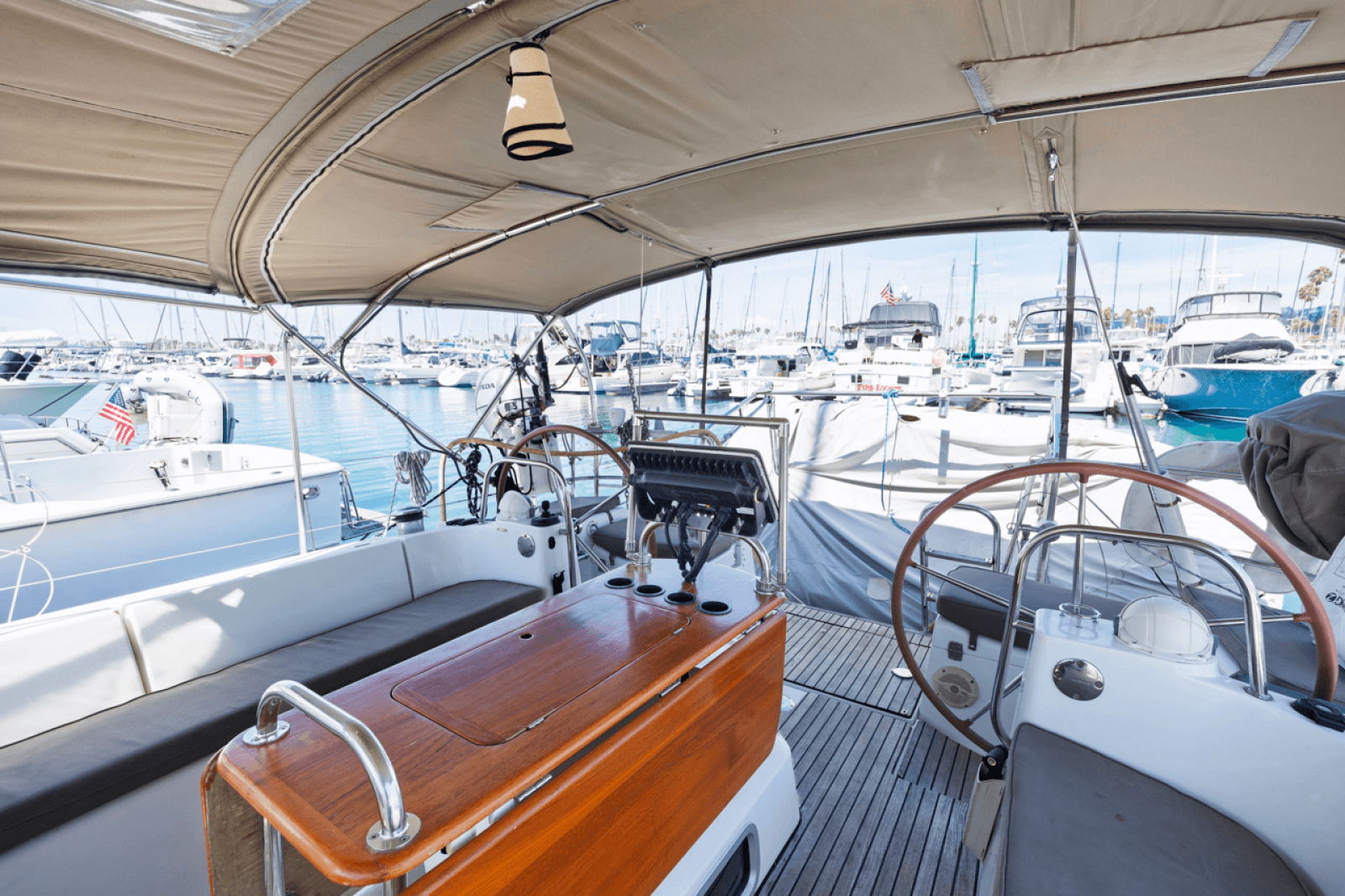 2011 Jeanneau Sun Odyssey 44i - Photo 14