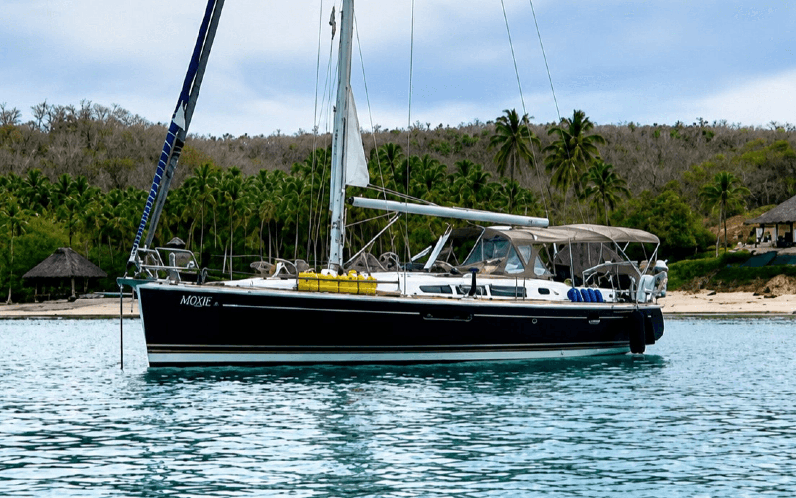 2011 Jeanneau Sun Odyssey 44i - Photo 2