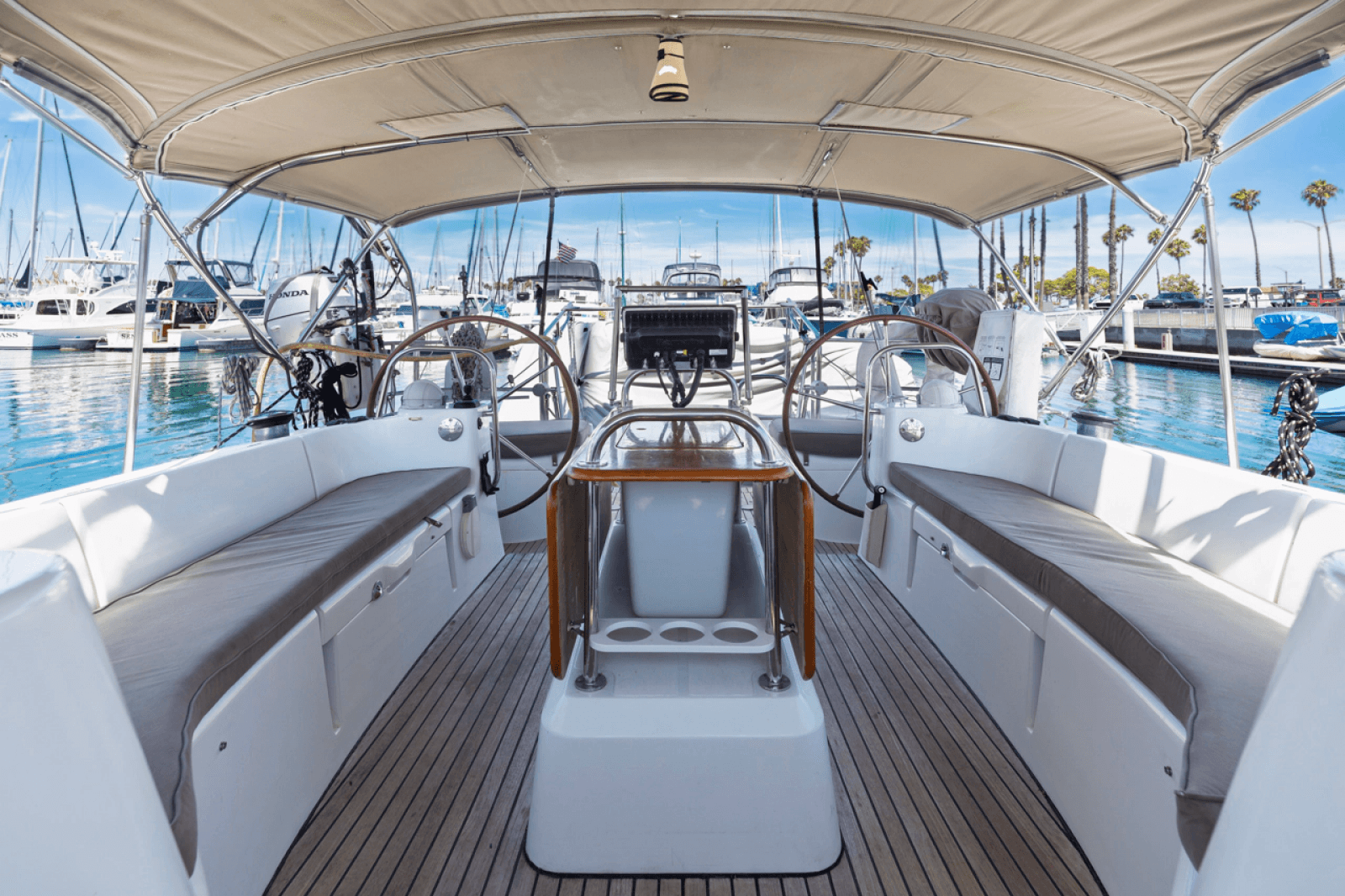 2011 Jeanneau Sun Odyssey 44i - Photo 12