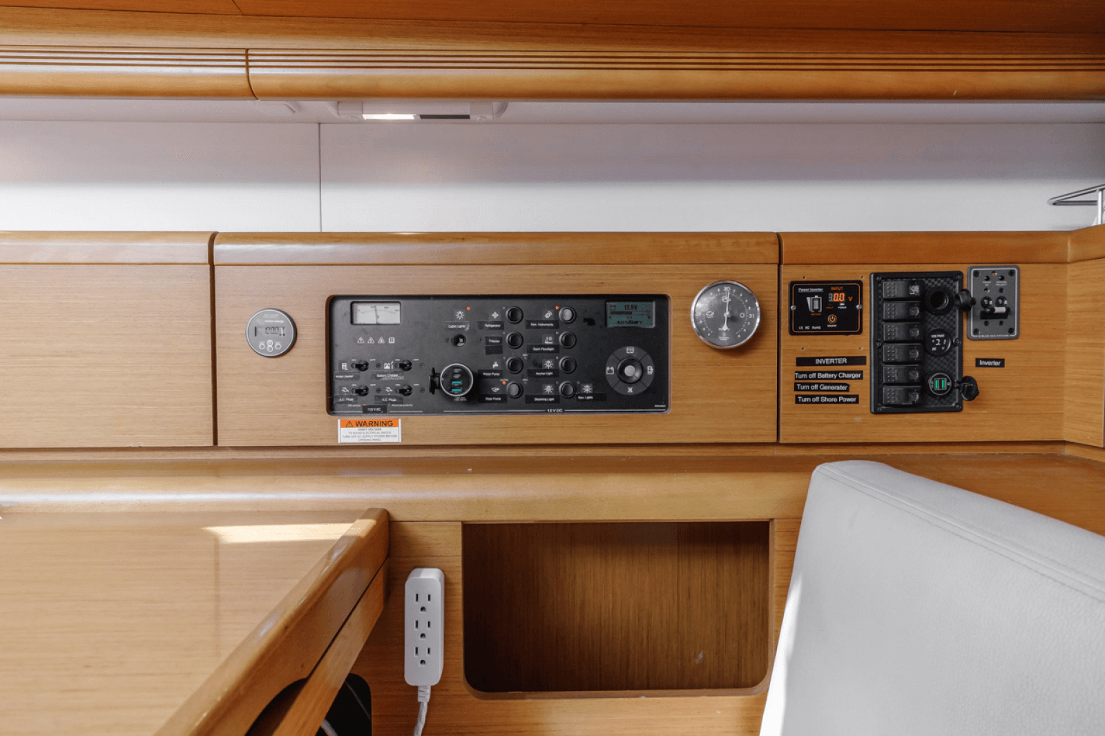 2011 Jeanneau Sun Odyssey 44i - Photo 34