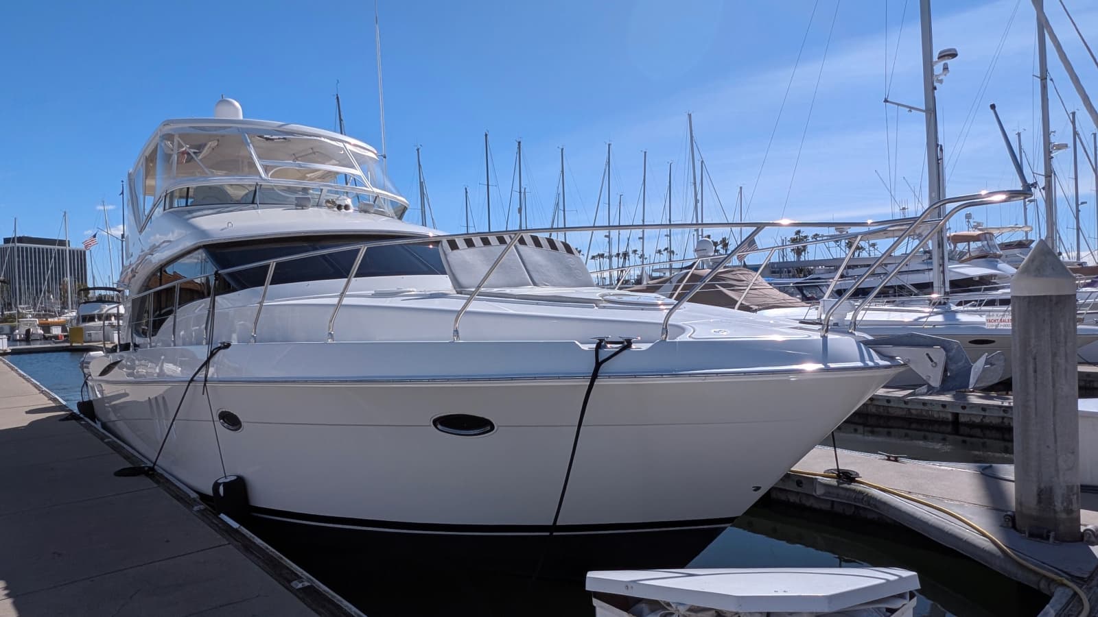 2010 Ovation Flybridge - Photo 8