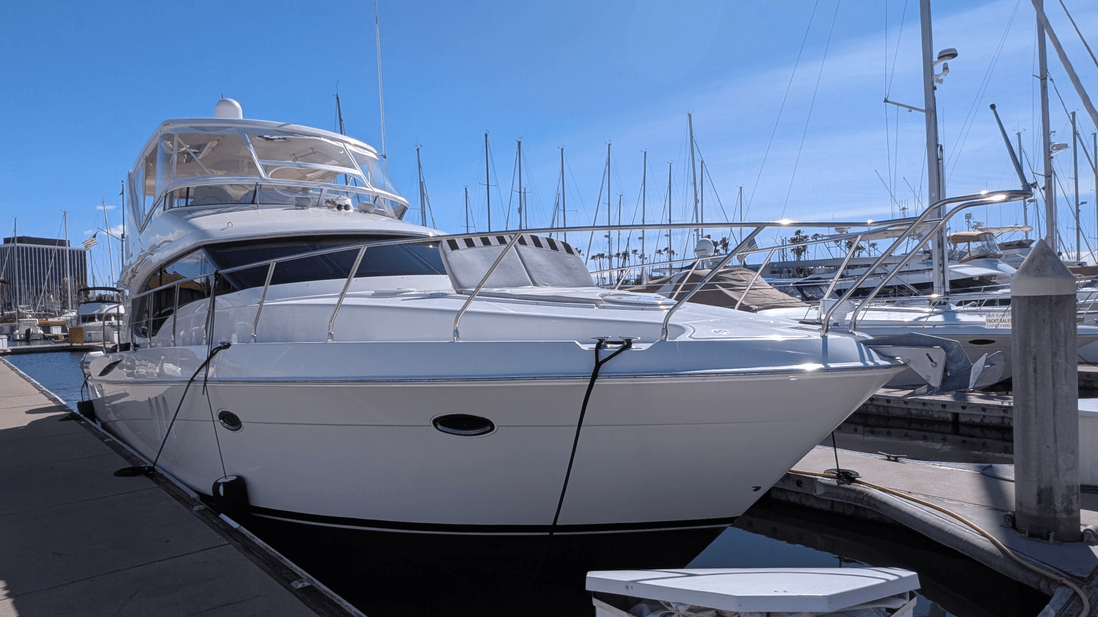 2010 Ovation Flybridge - Photo 8