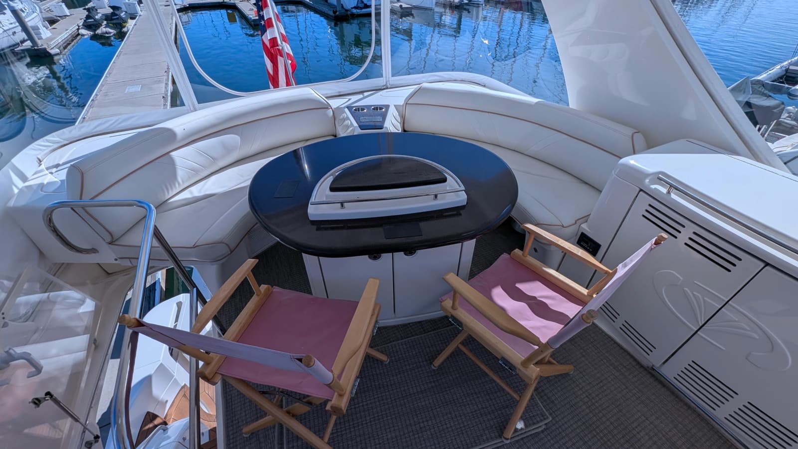 2010 Ovation Flybridge - Photo 24