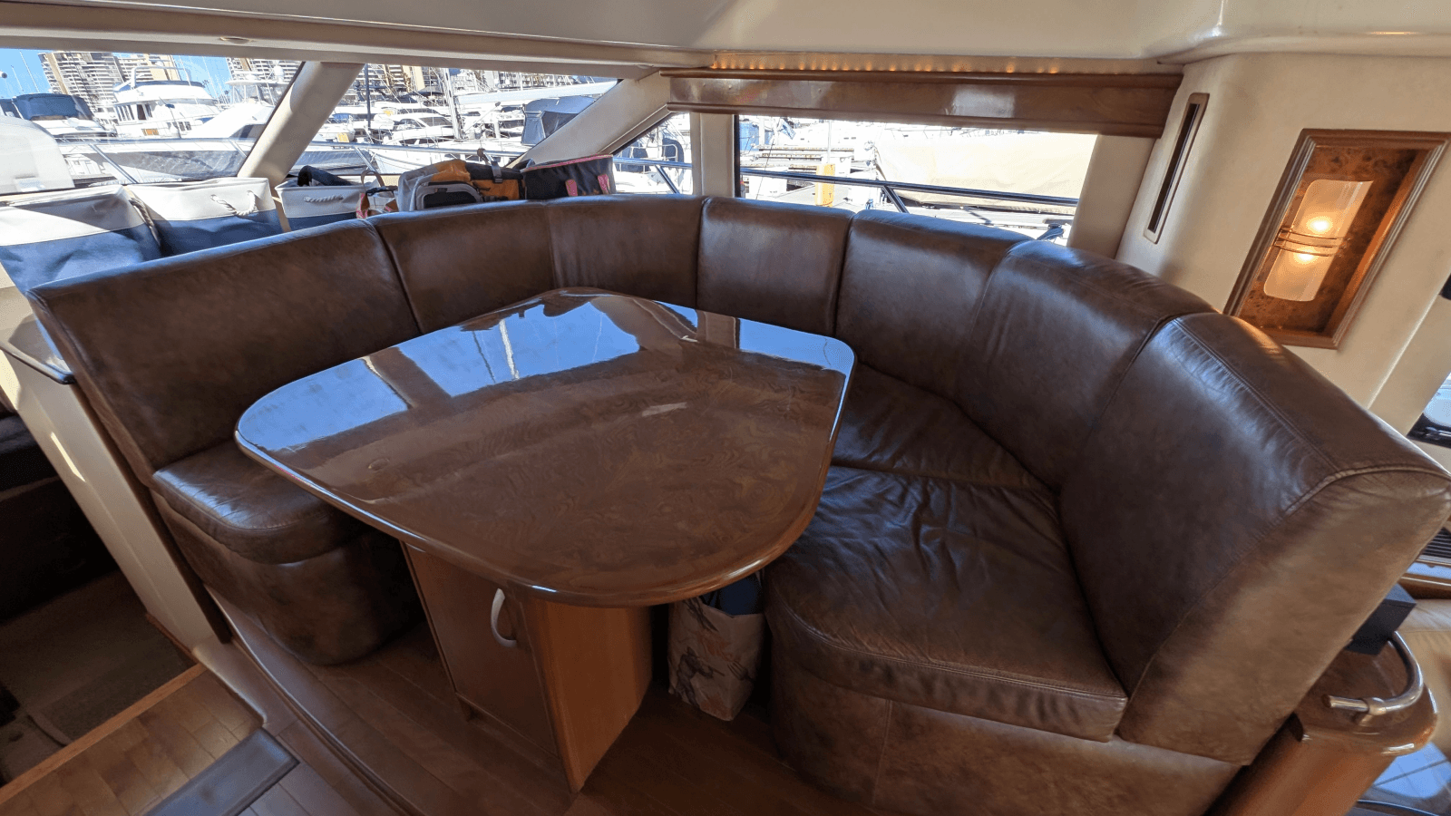 2010 Ovation Flybridge - Photo 42