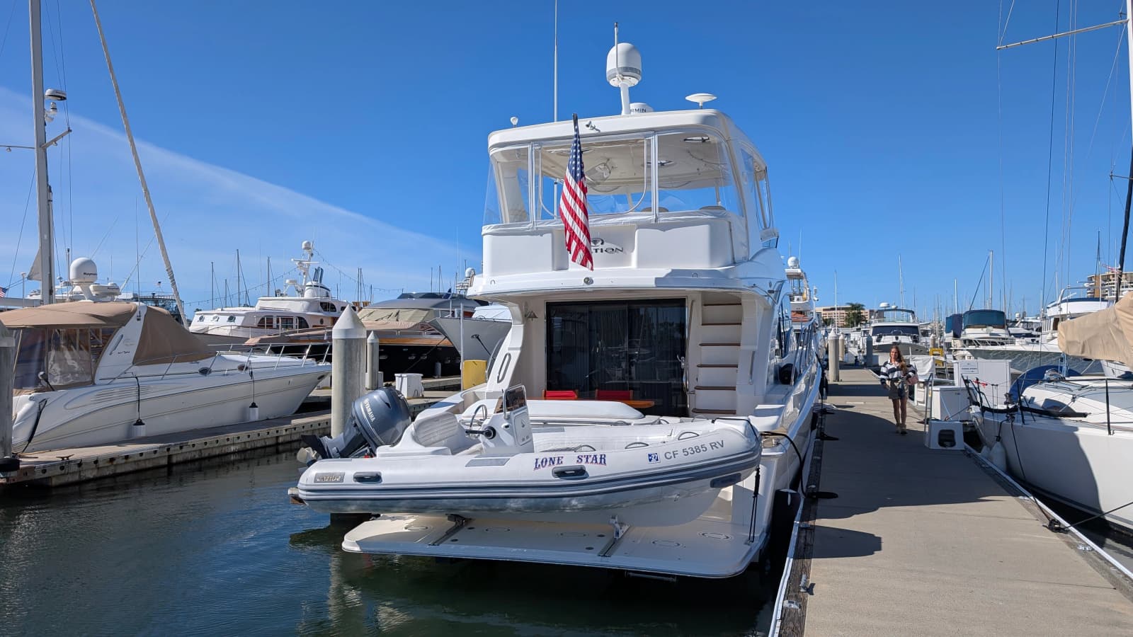 2010 Ovation Flybridge - Photo 12